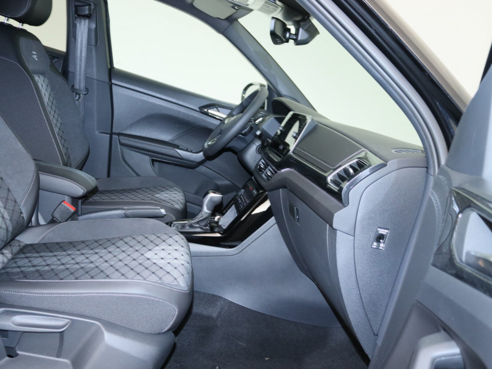 Volkswagen T-Cross – Bild 8