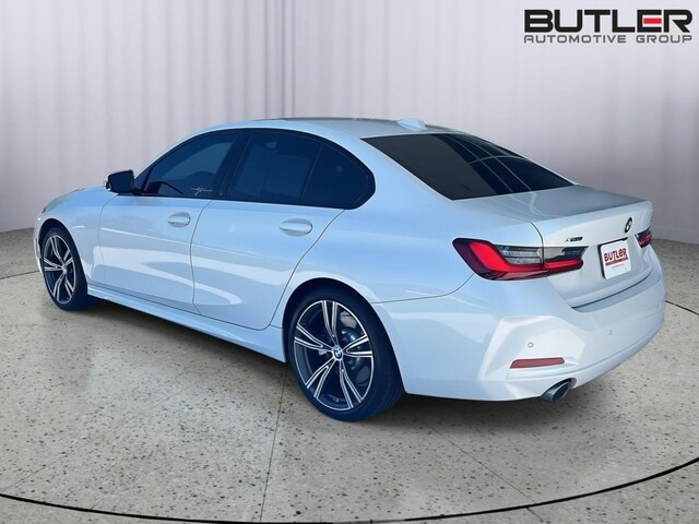 2023 BMW 330i