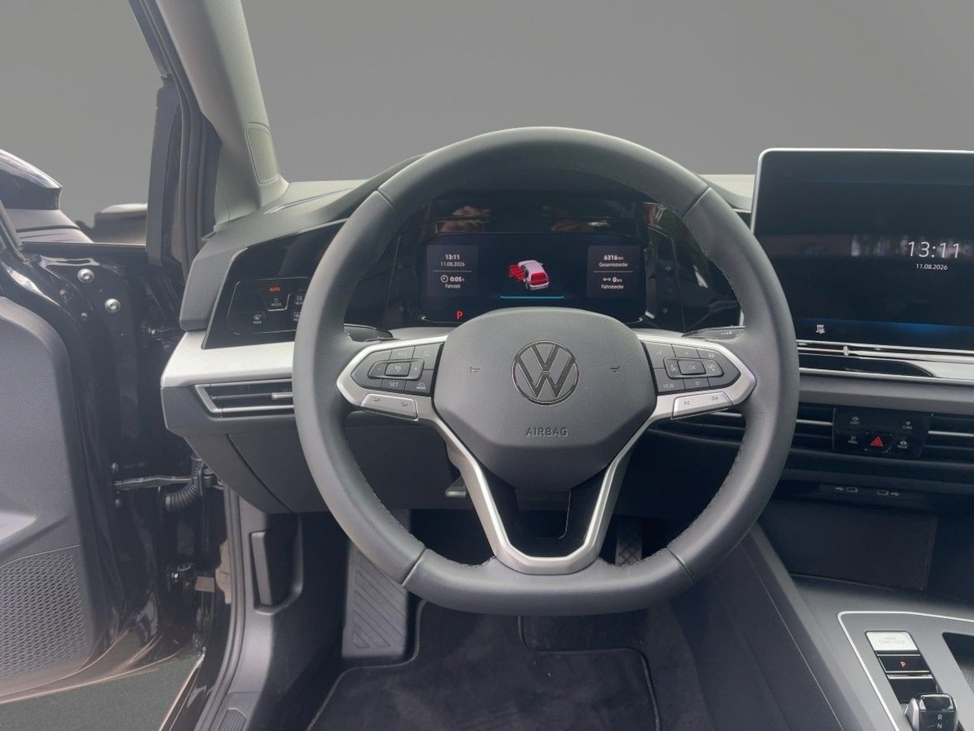 Volkswagen Golf Life