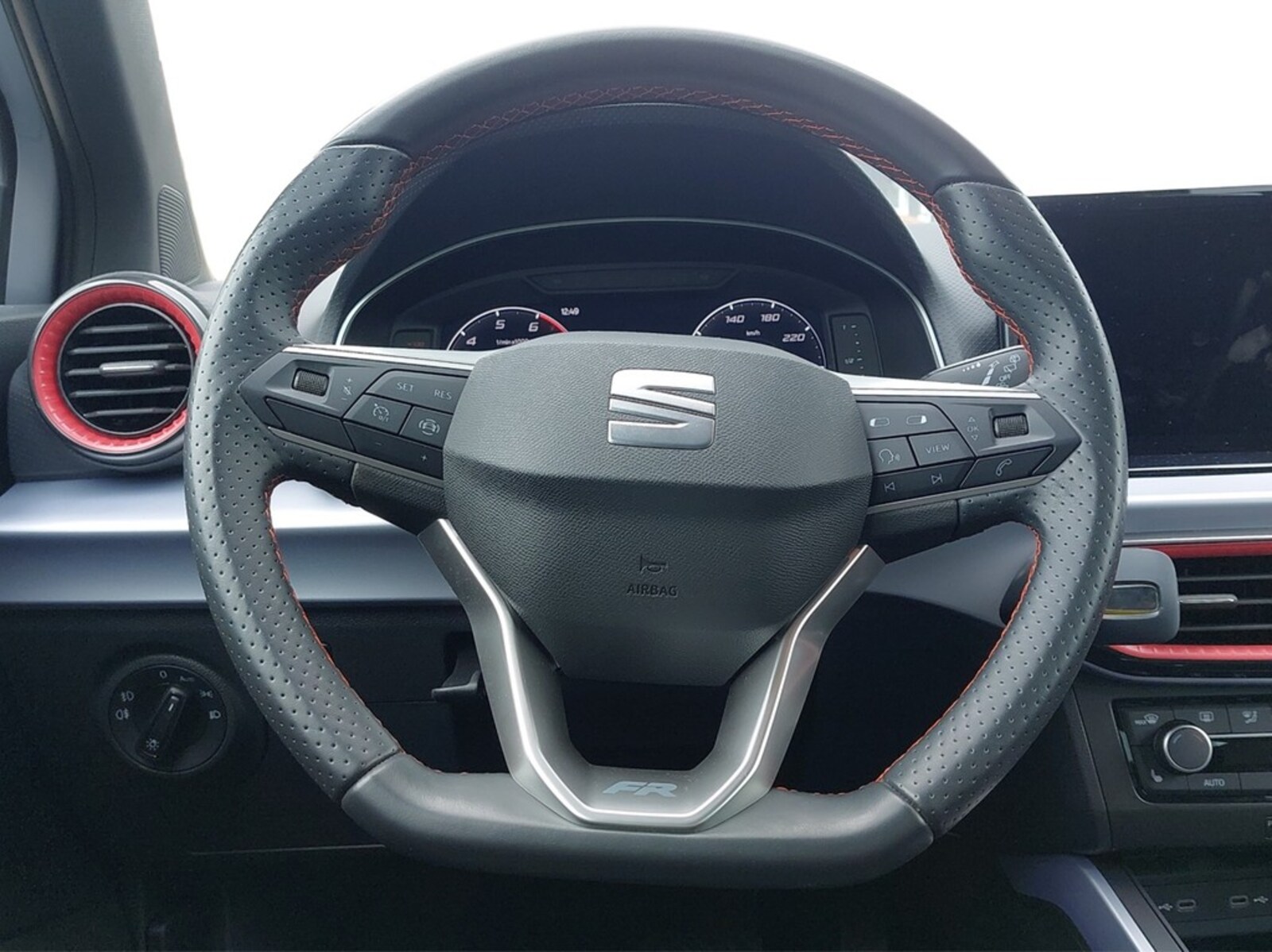 SEAT Arona – Bild 12
