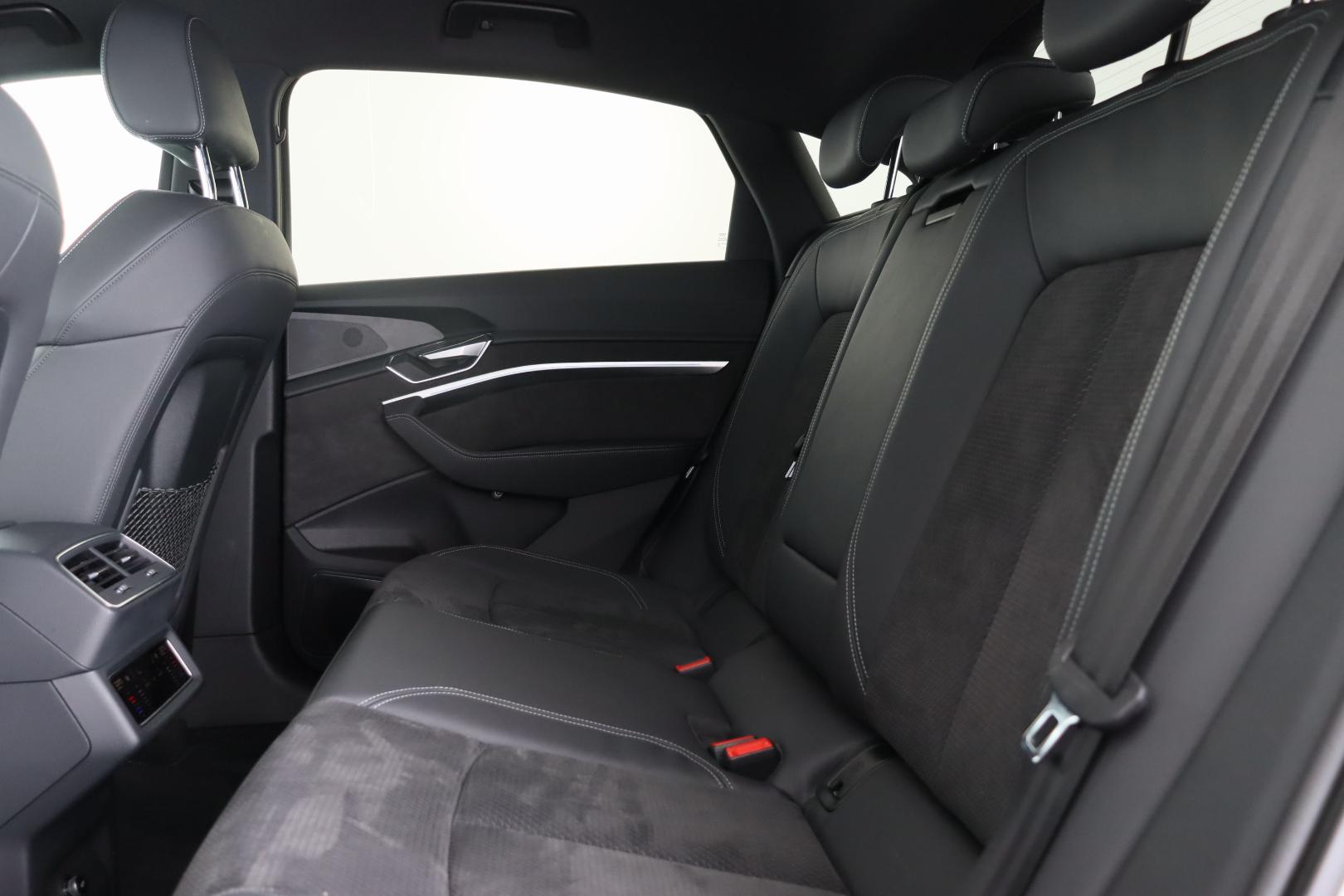 Image about Audi e-tron Sportback Attraction S line 50 quattro 230,00 kW