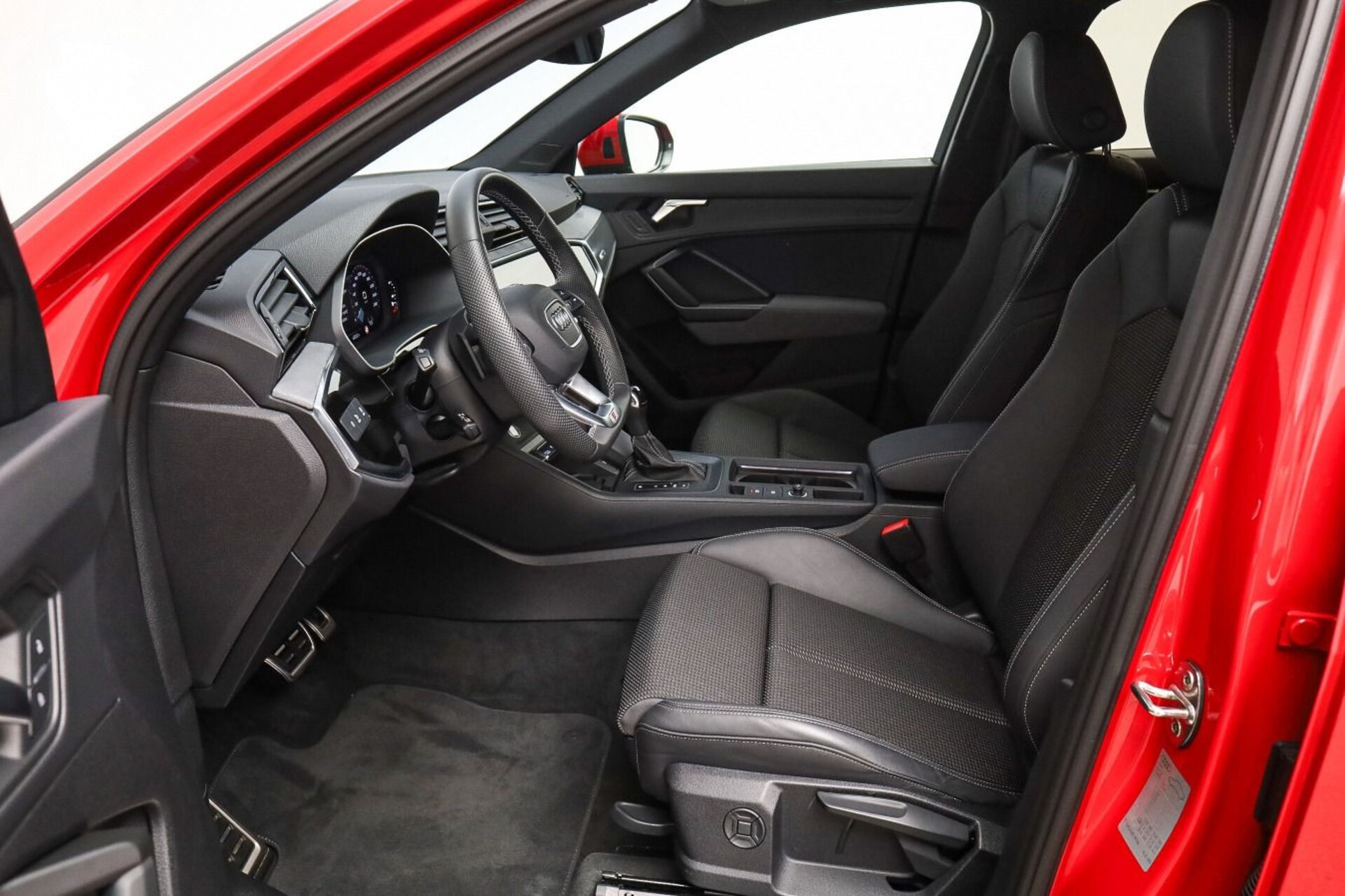 Audi Q3 Sportback S line