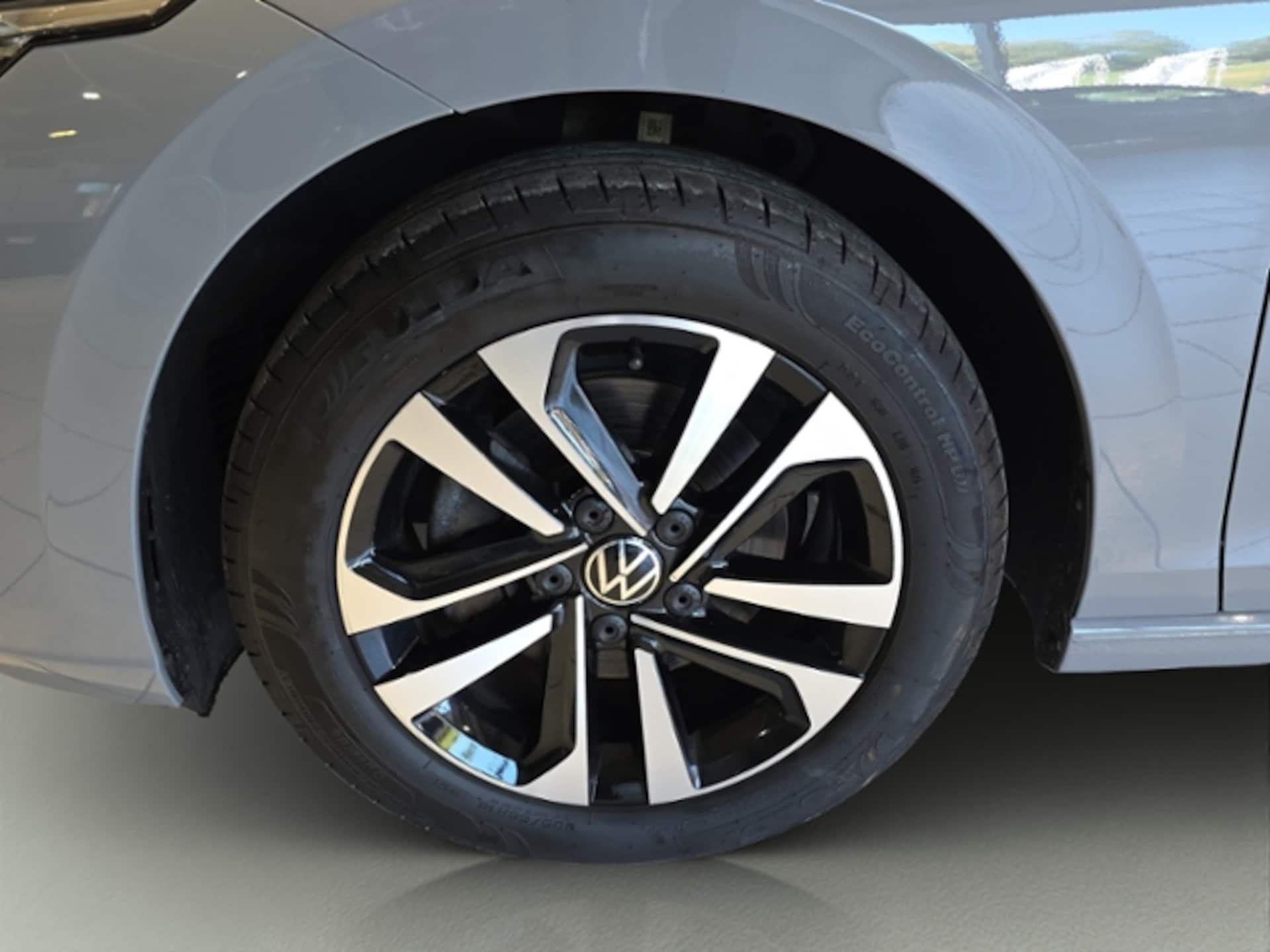 Volkswagen Golf United