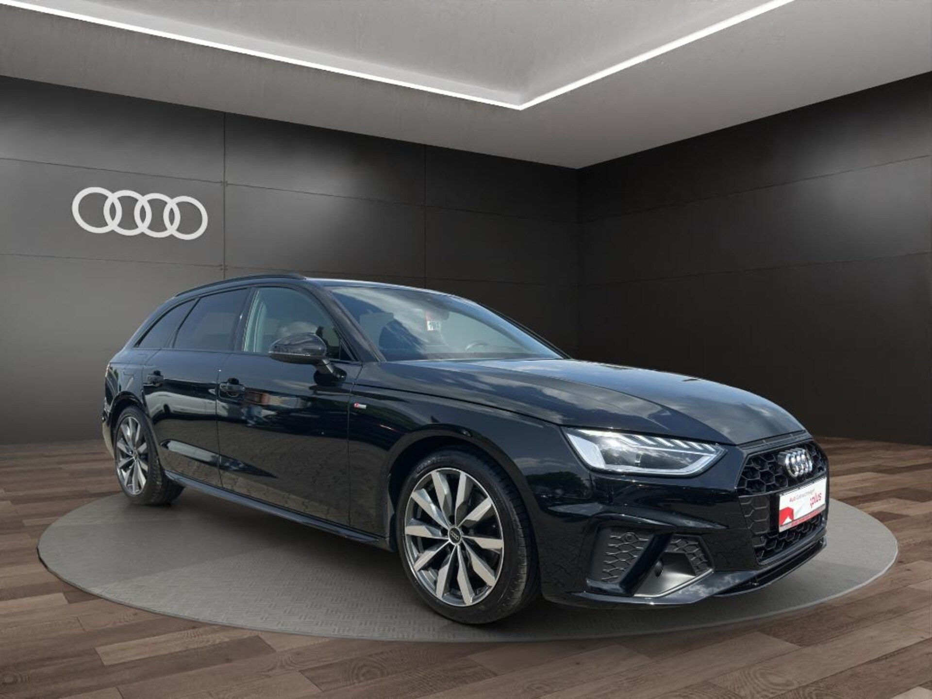 Audi A4 Avant S line