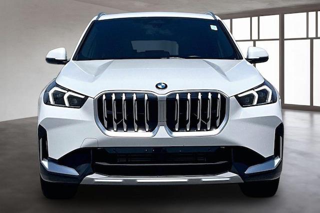 2025 BMW X1