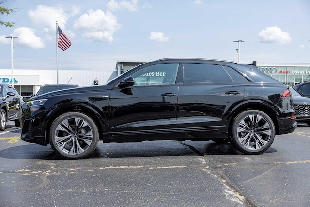 2026 Audi Q8