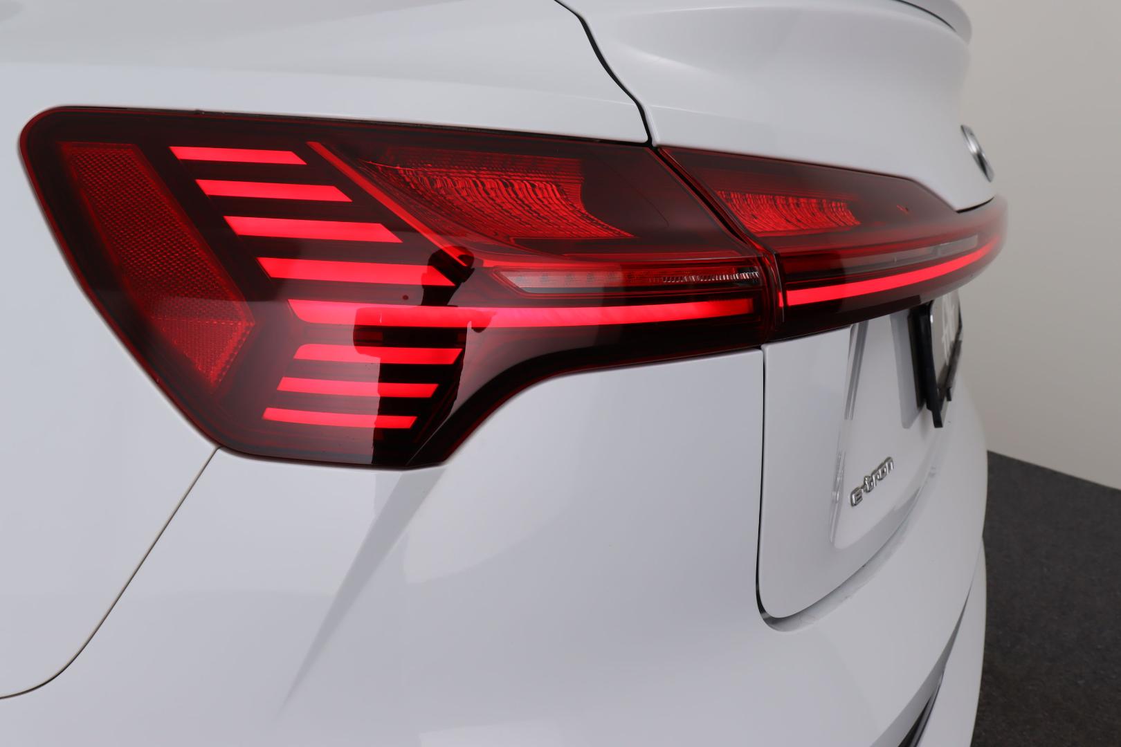 Image about Audi e-tron Sportback Attraction S line 50 quattro 230,00 kW