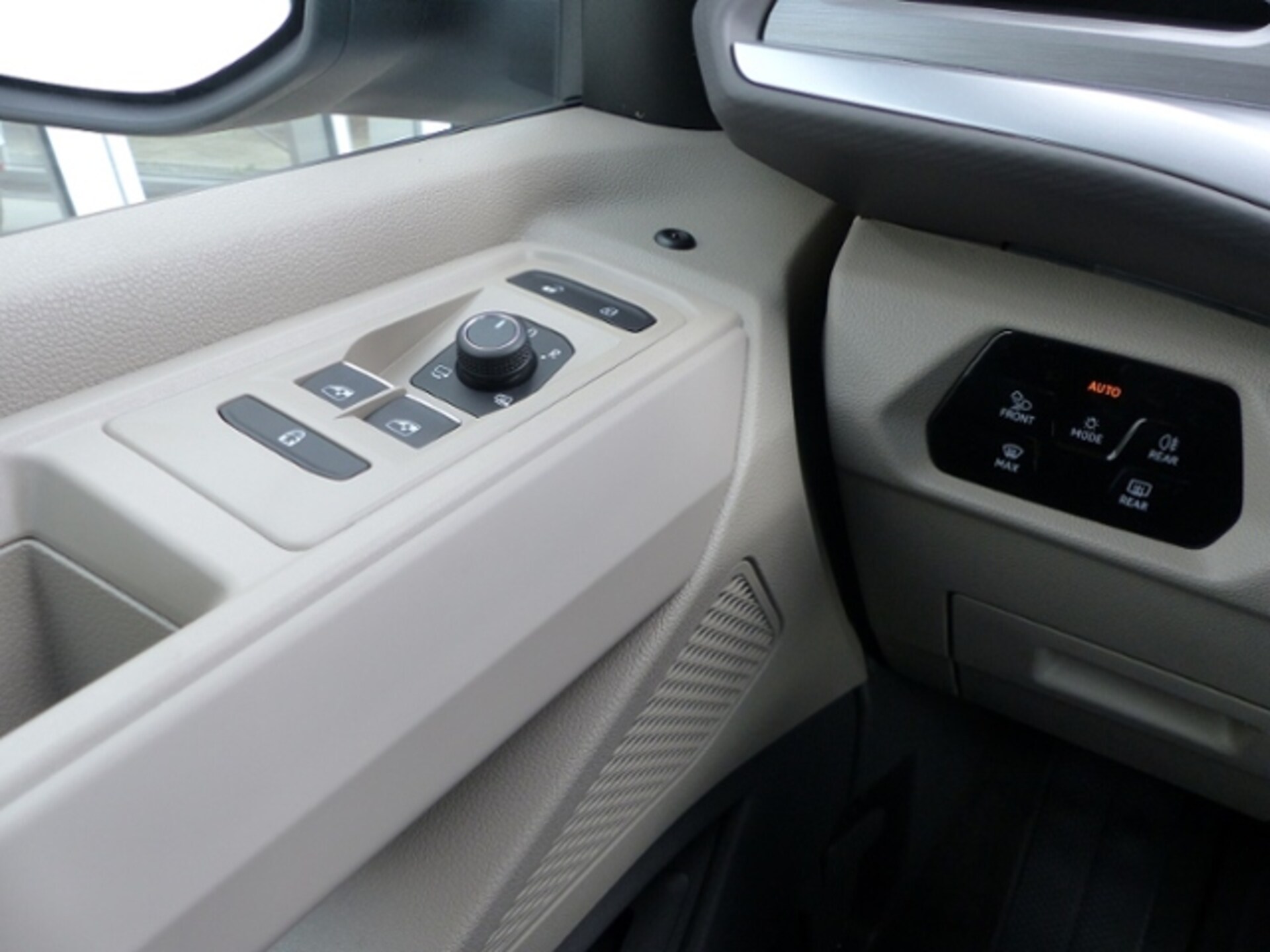 Volkswagen Multivan Life