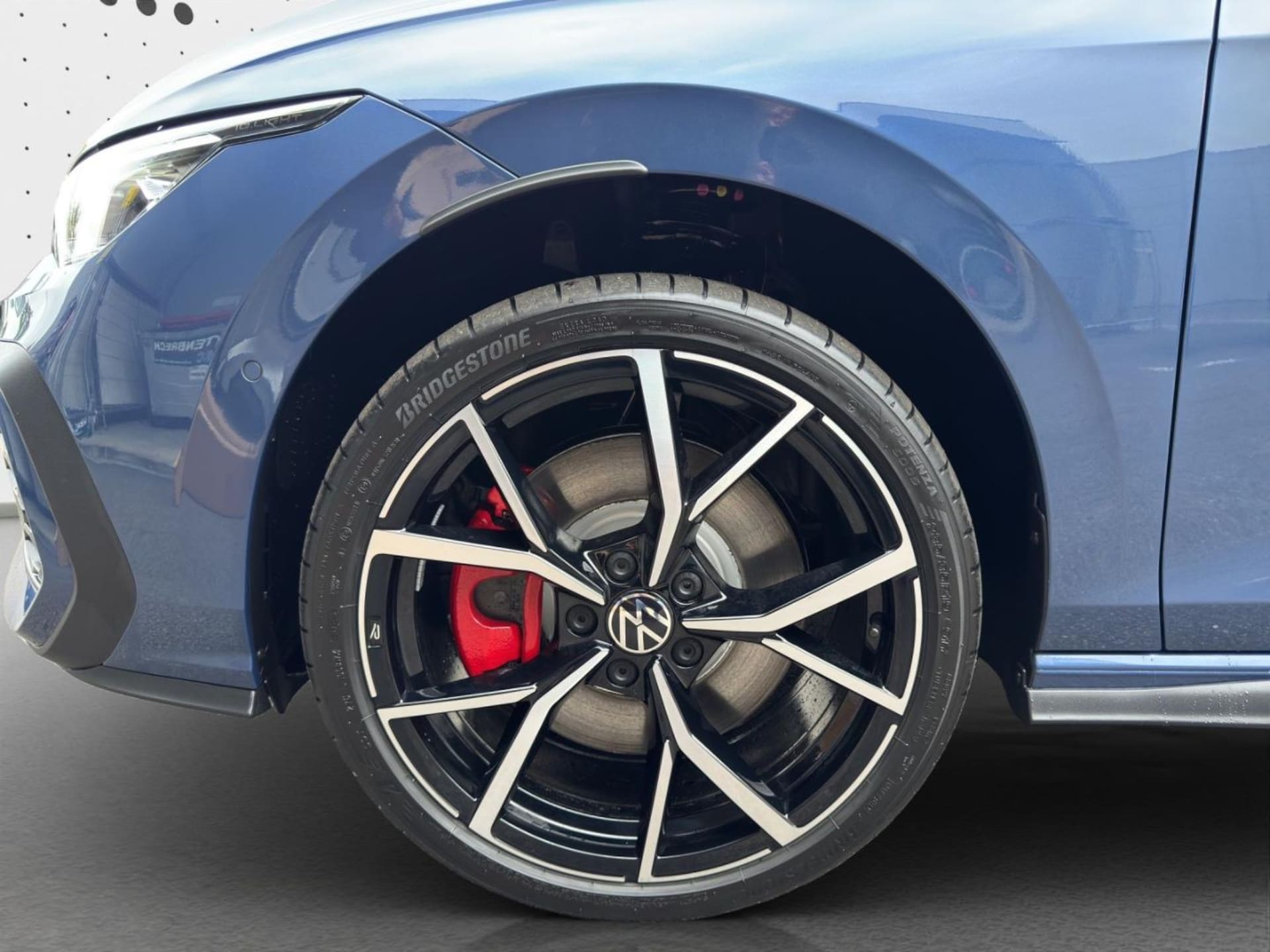 Volkswagen Golf GTI