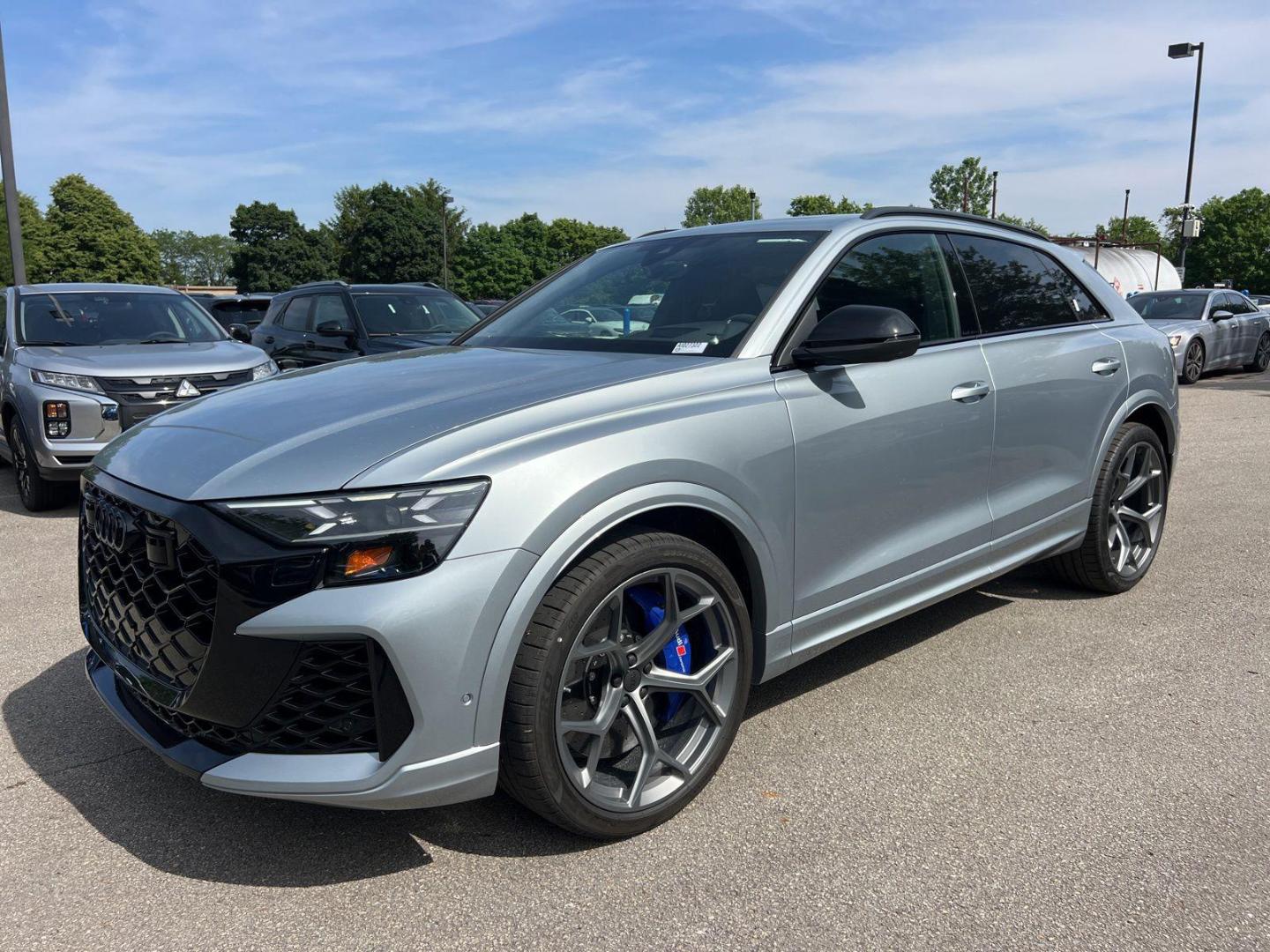 2026 Audi RS Q8 -'s photo