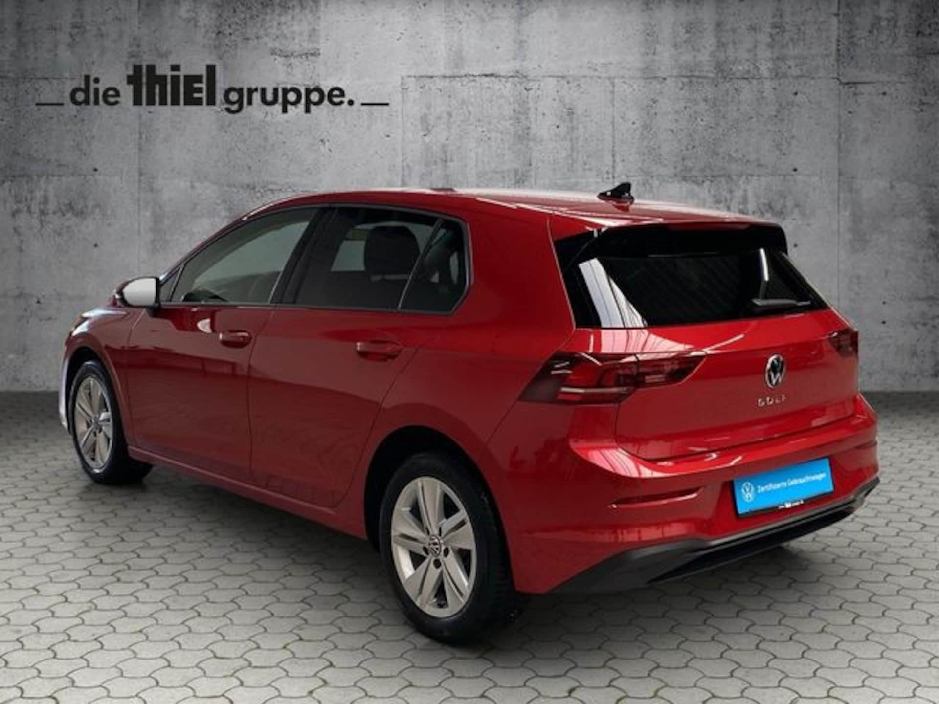 Volkswagen Golf Life