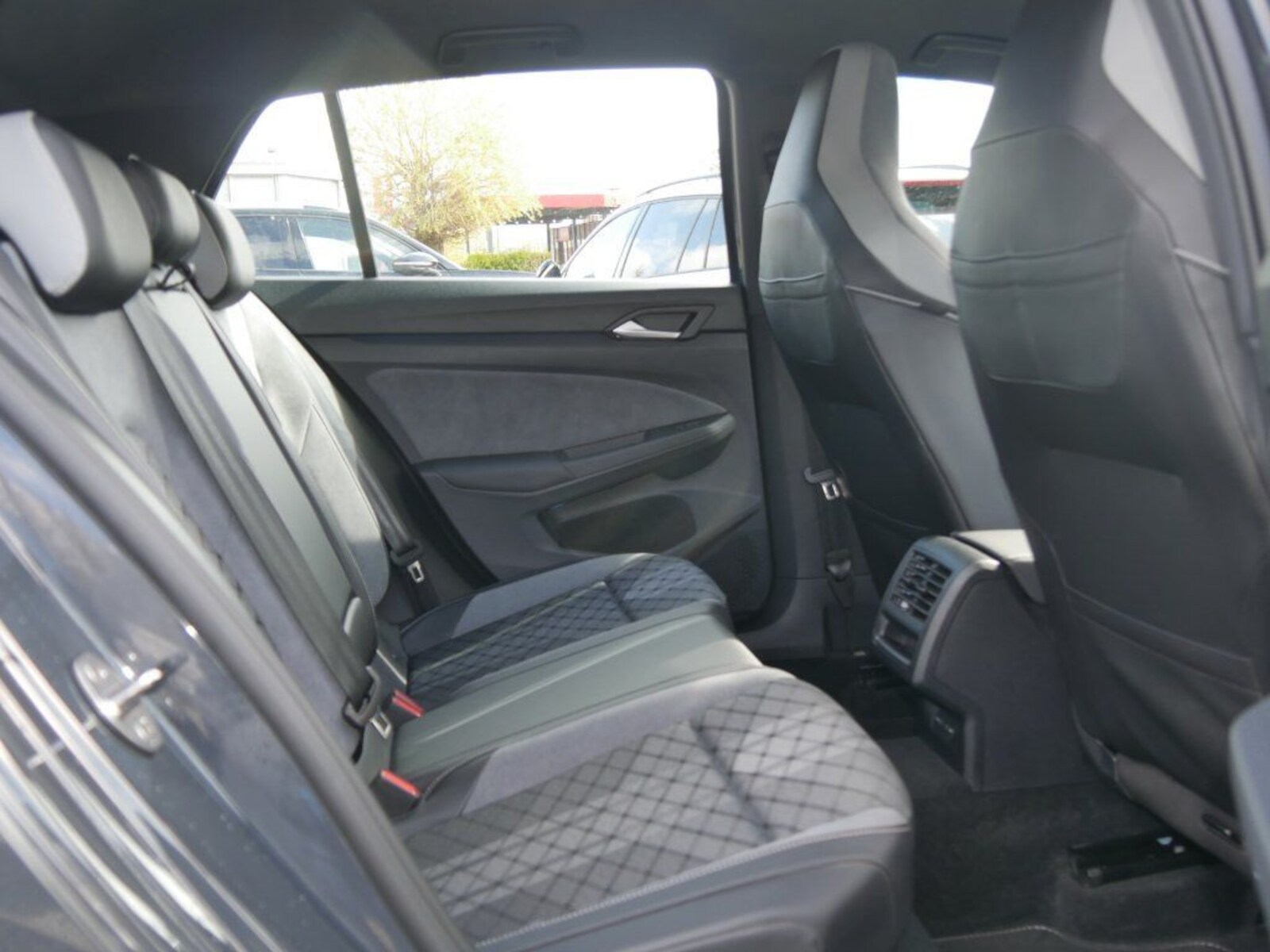 Volkswagen Golf – Bild 6