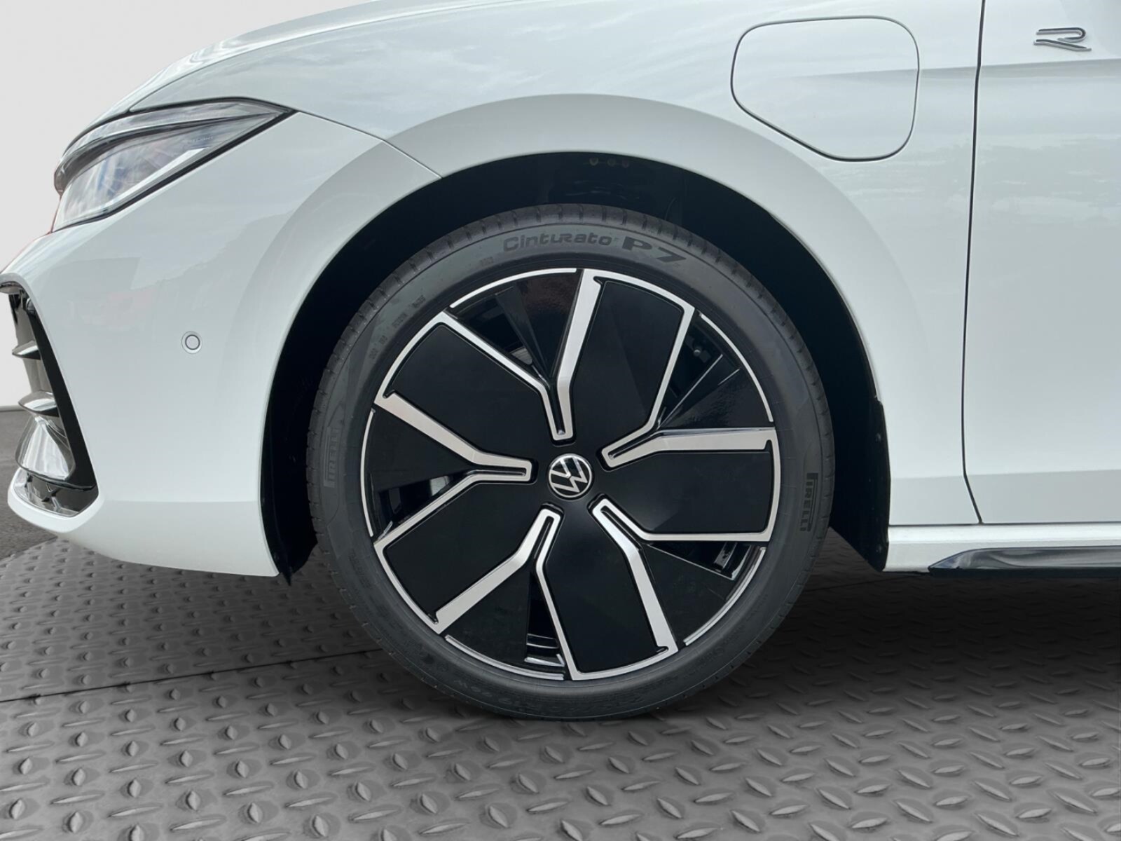 Volkswagen Passat – Bild 9