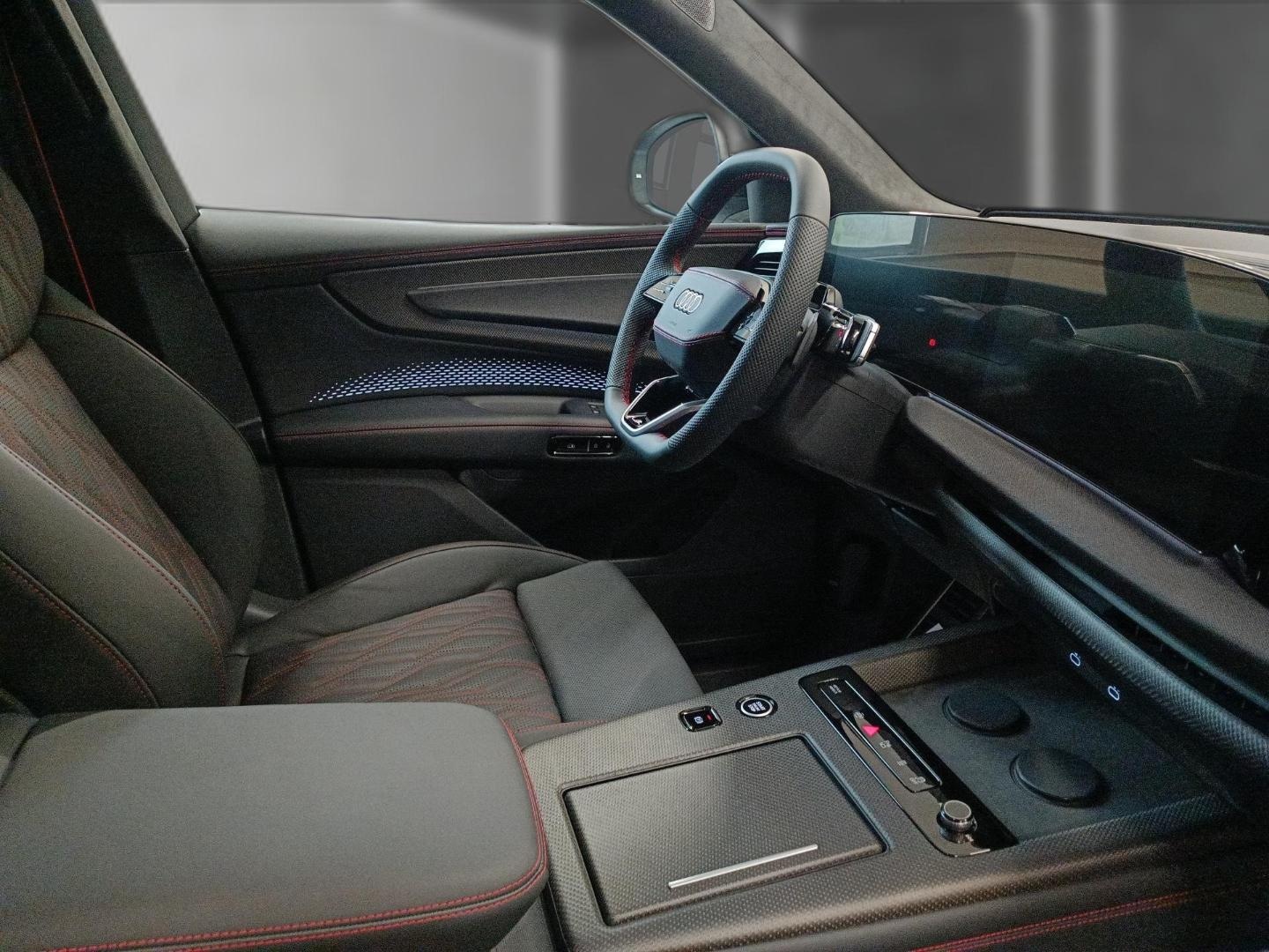 Bild über Audi Q7 SUV TDI quattro 220 kW tiptronic - für weitere Informationen kontaktieren Sie den Audi Partner