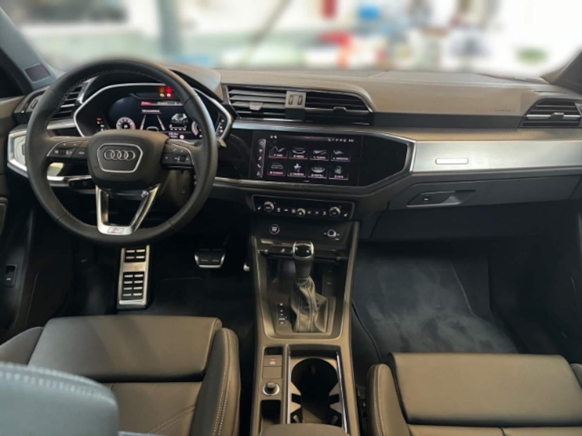Audi Q3 SUV S line