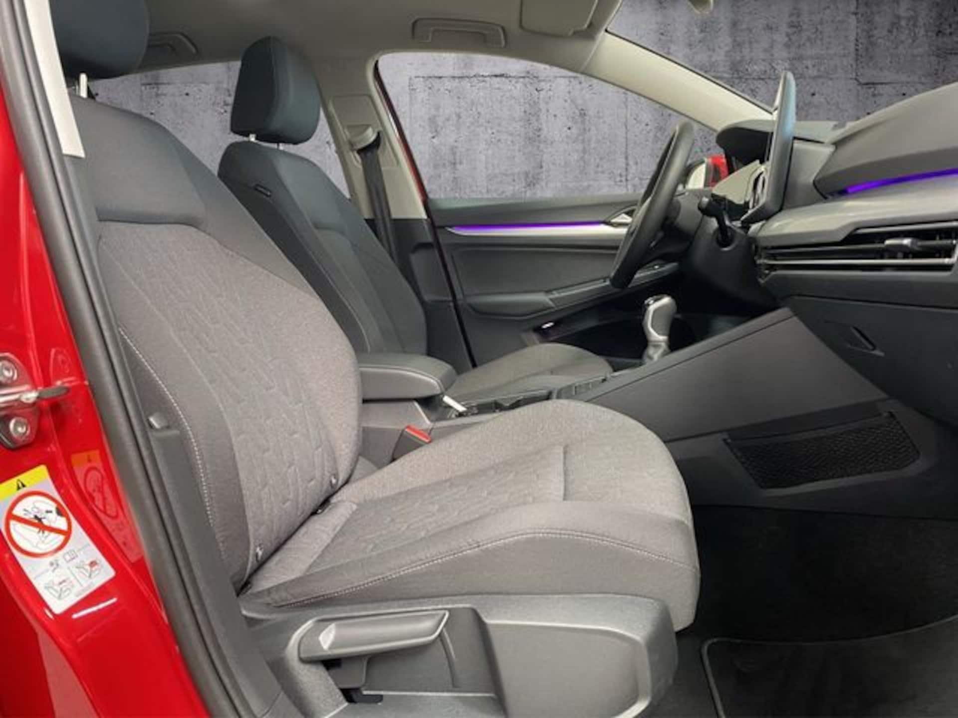 Volkswagen Golf Life