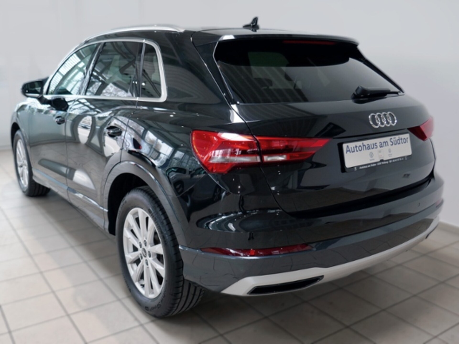 Audi Q3 SUV advanced