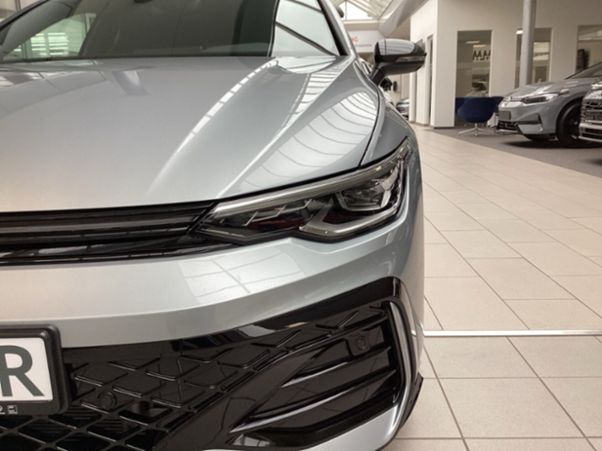 Volkswagen Golf Variant R-Line