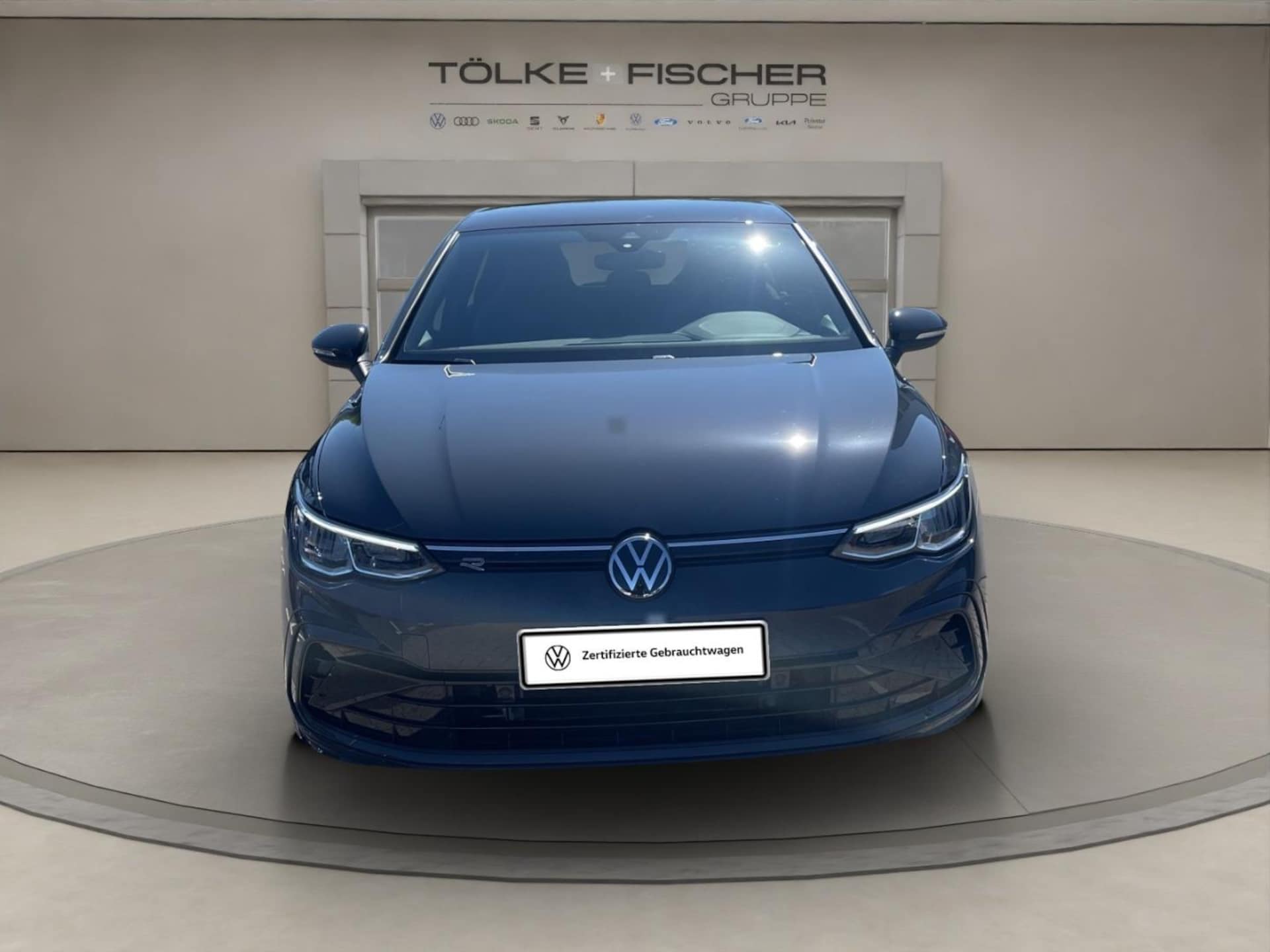 Volkswagen Golf R-Line