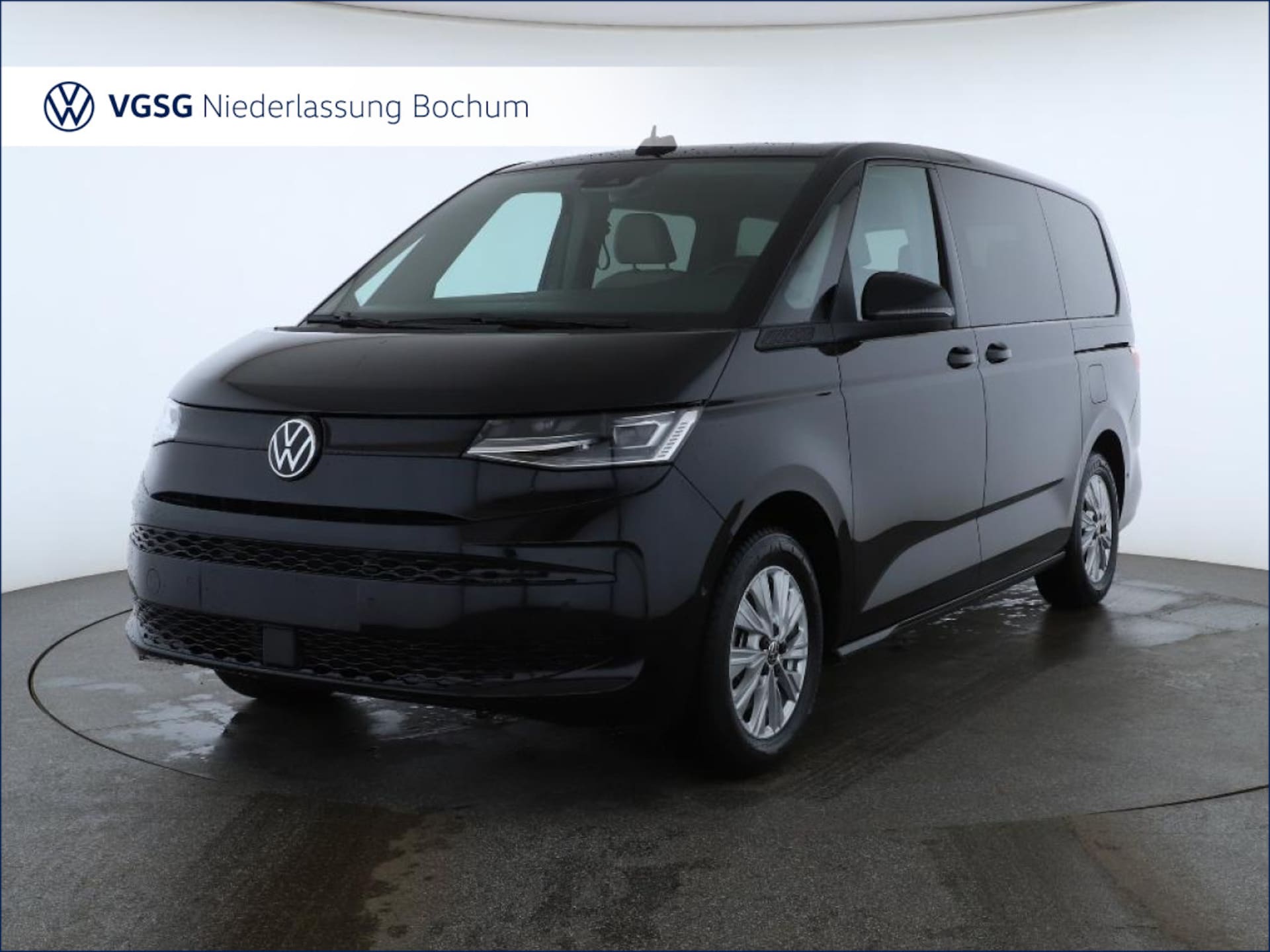 Volkswagen Multivan Langversion Basis-Modell