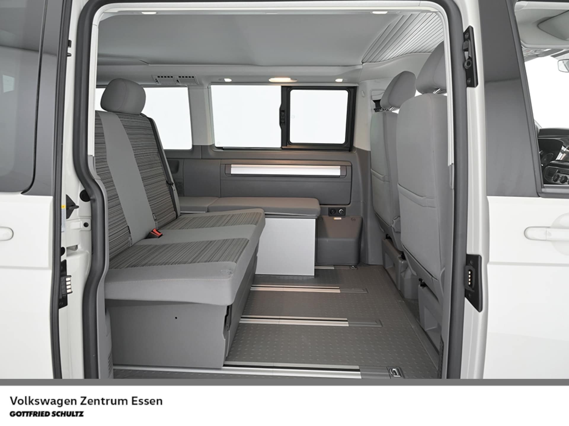 Volkswagen T6.1 California Beach