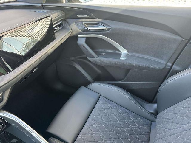 2026 Audi SQ5 Premium Plus - Photo 13