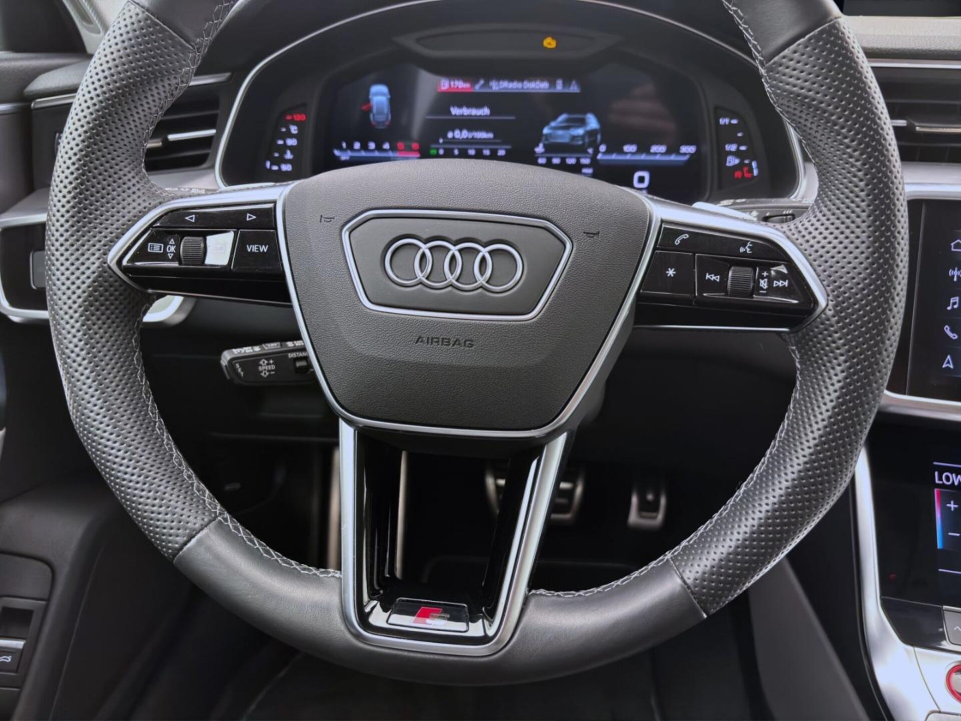 Audi S6 Avant