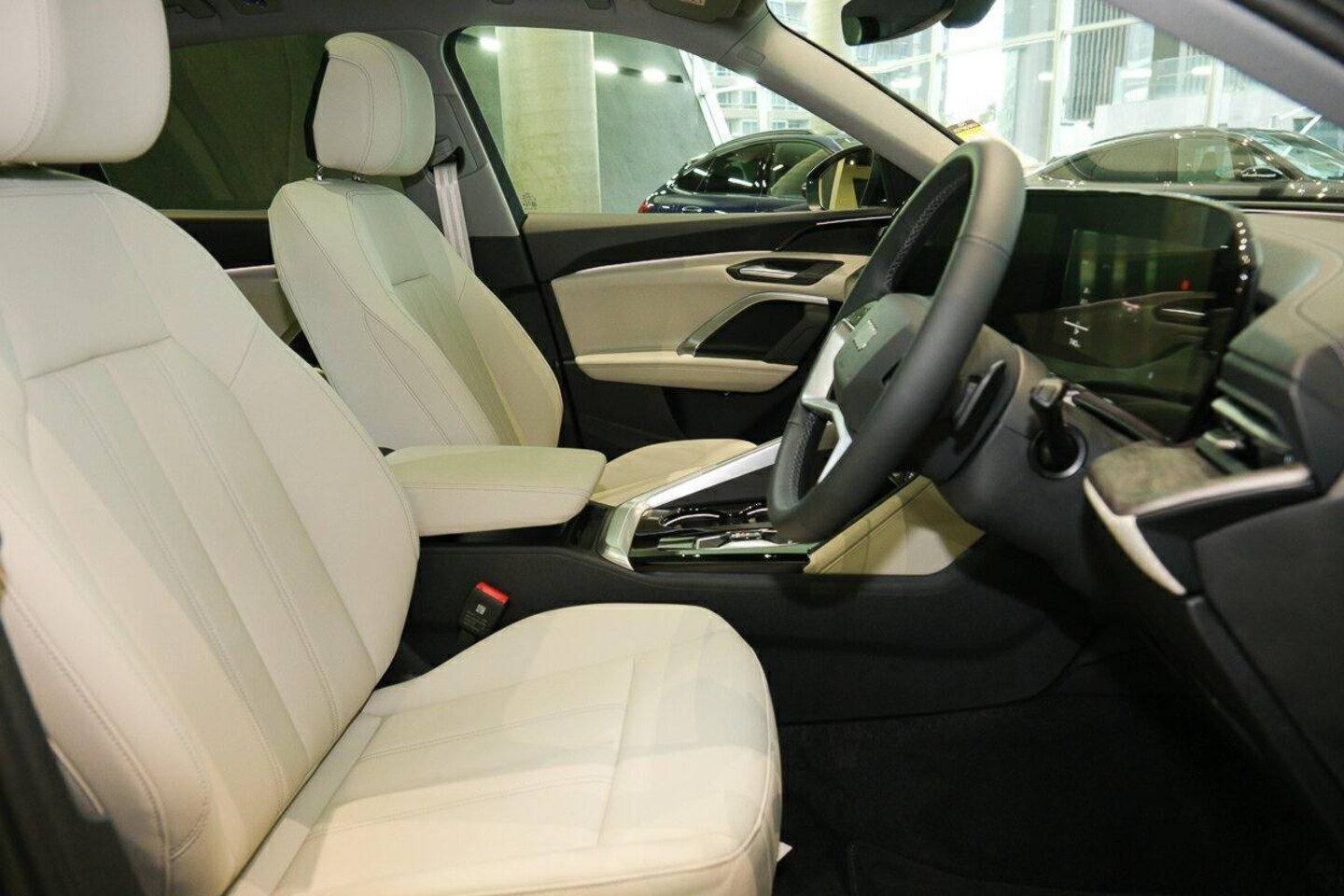 Image about Audi Q5 SUV TFSI 150 kW