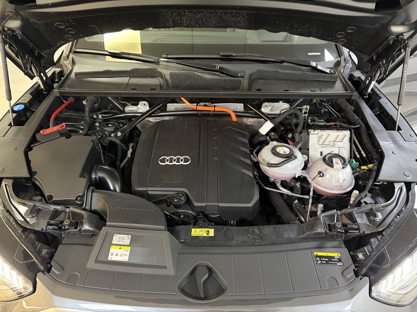 Image about Audi Q5 TFSI e S line 55 TFSI e quattro 270 kW (367 ch) S tronic