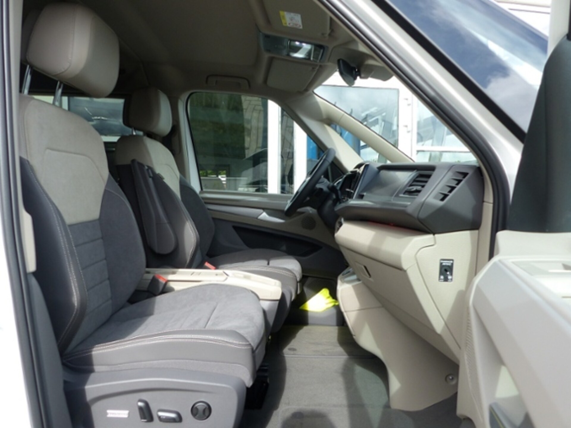 Volkswagen Multivan Life