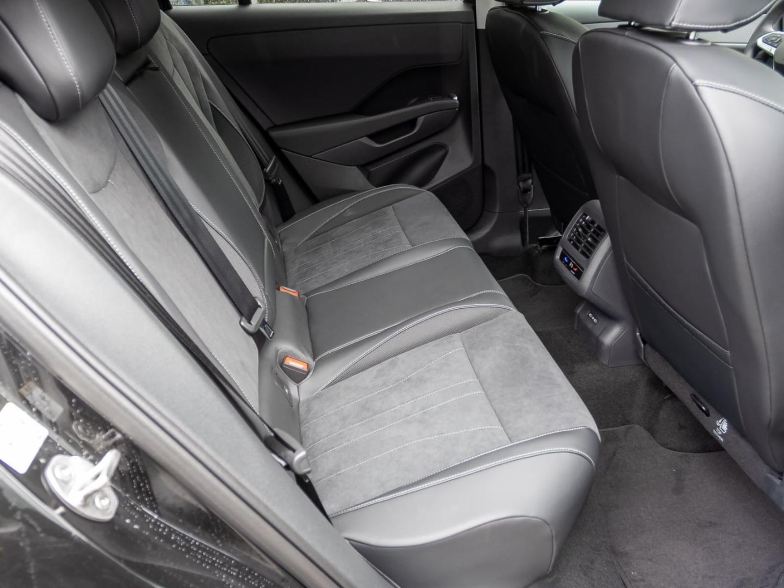 Volkswagen T-Roc – Bild 22
