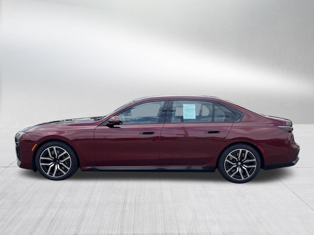 2023 BMW 760