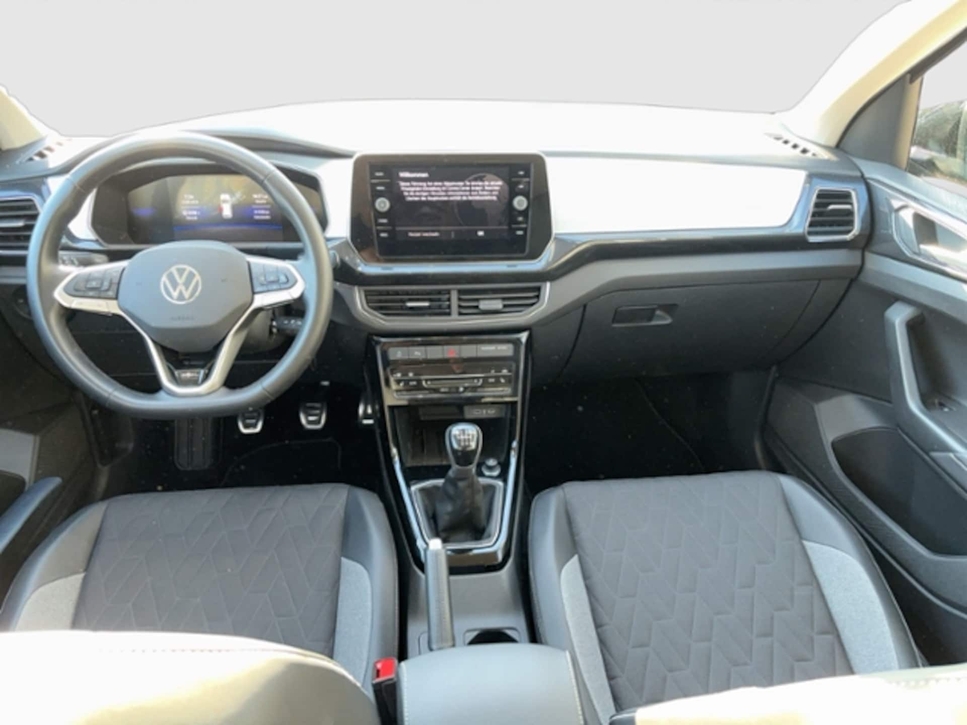 Volkswagen T-Cross Life