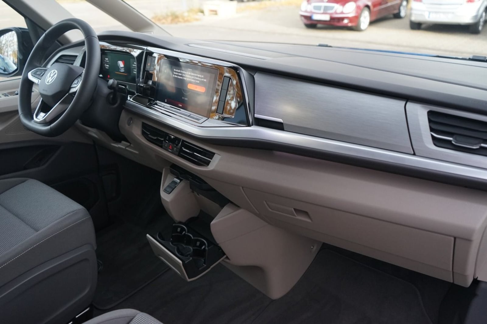 Volkswagen Multivan Langversion – Bild 7