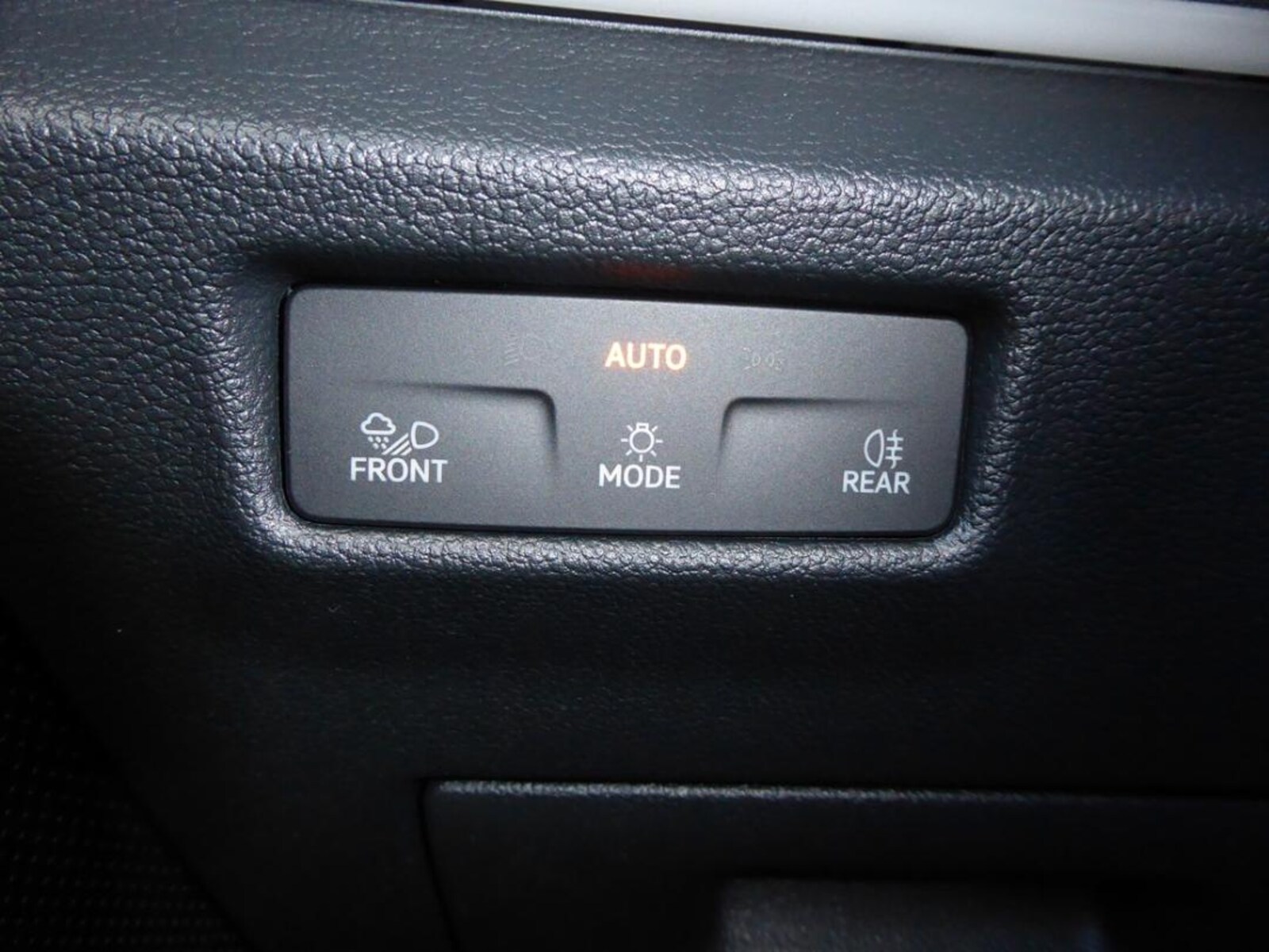 Volkswagen Tiguan – Bild 15