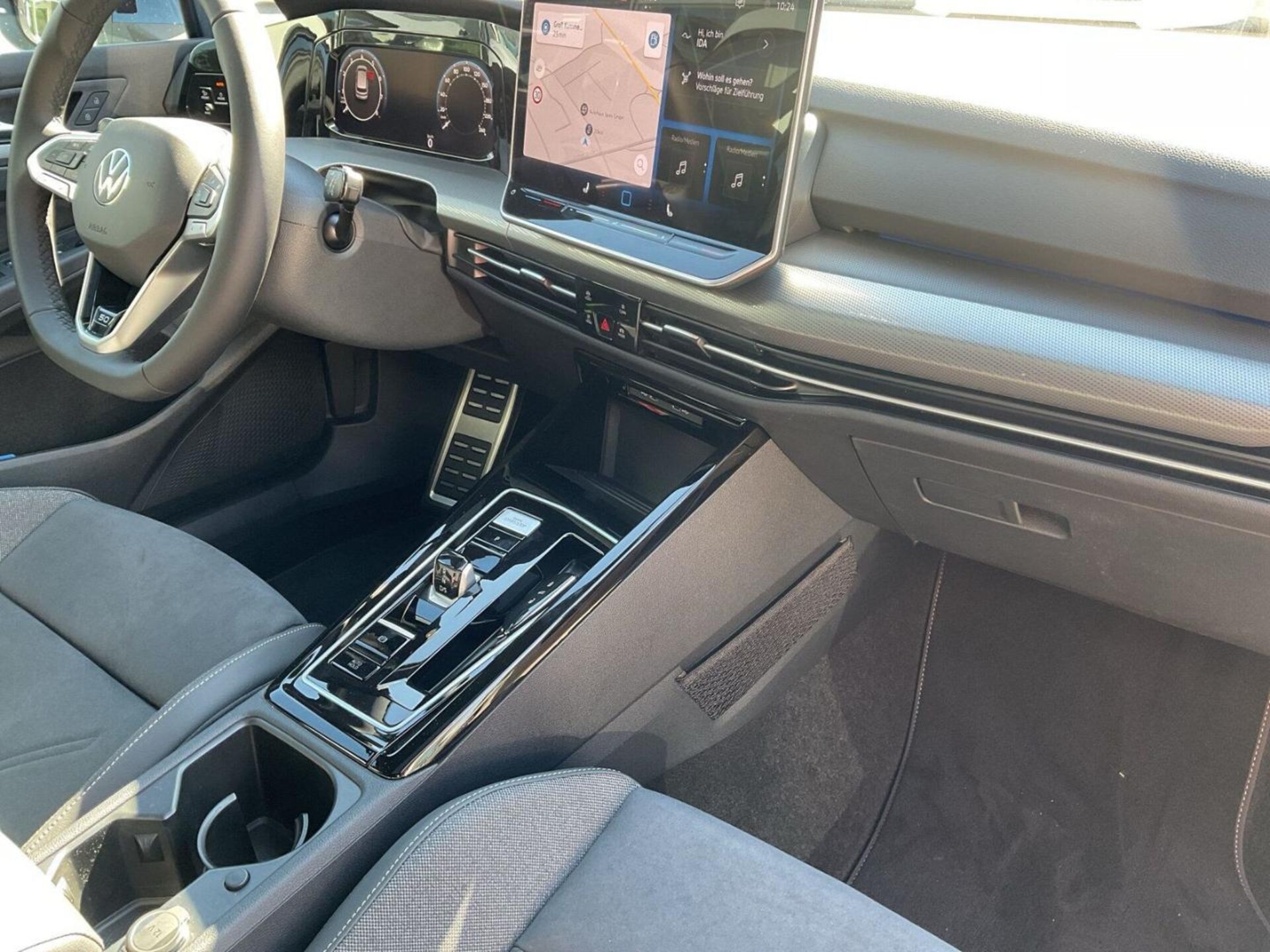 Volkswagen Golf Style