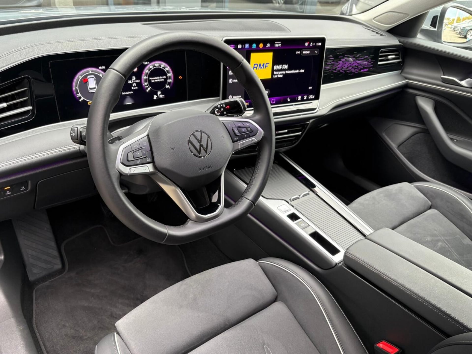 Volkswagen Passat Elegance