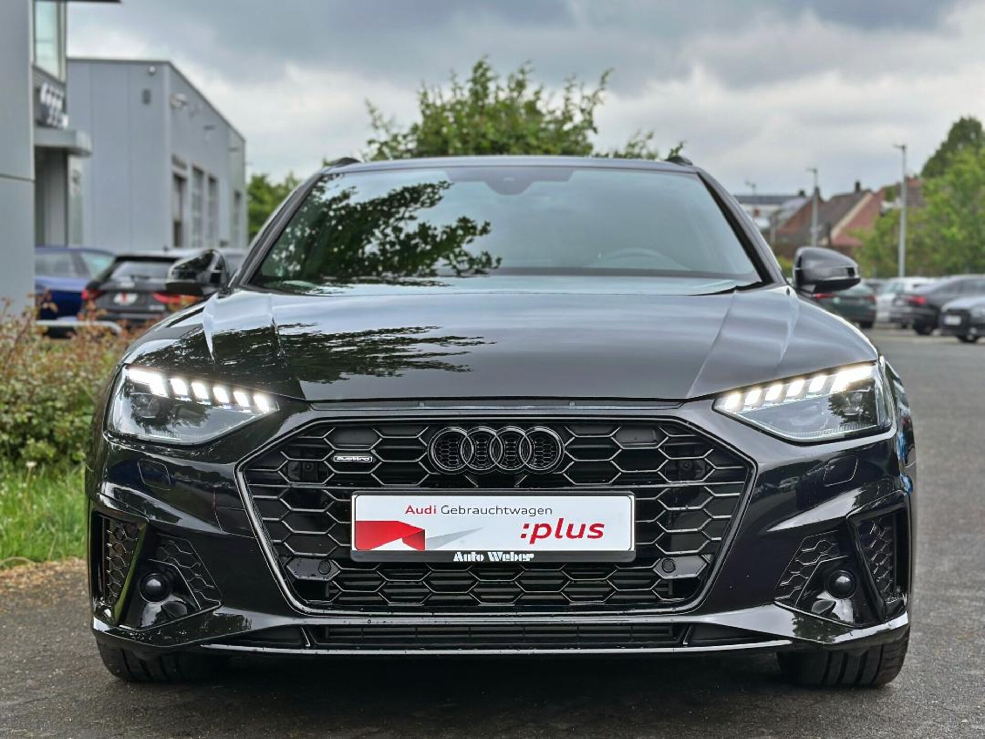 Audi A4 Avant S line