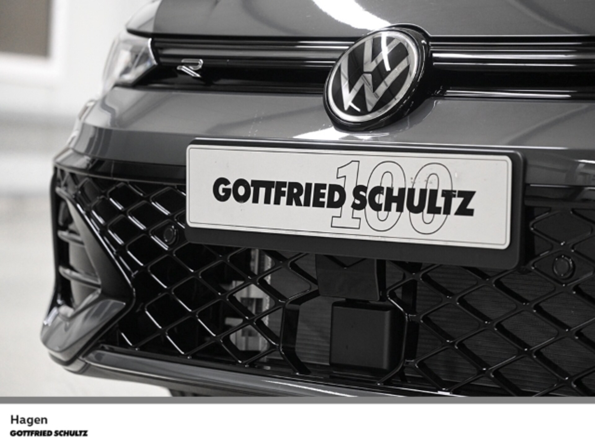 Volkswagen Golf R-Line