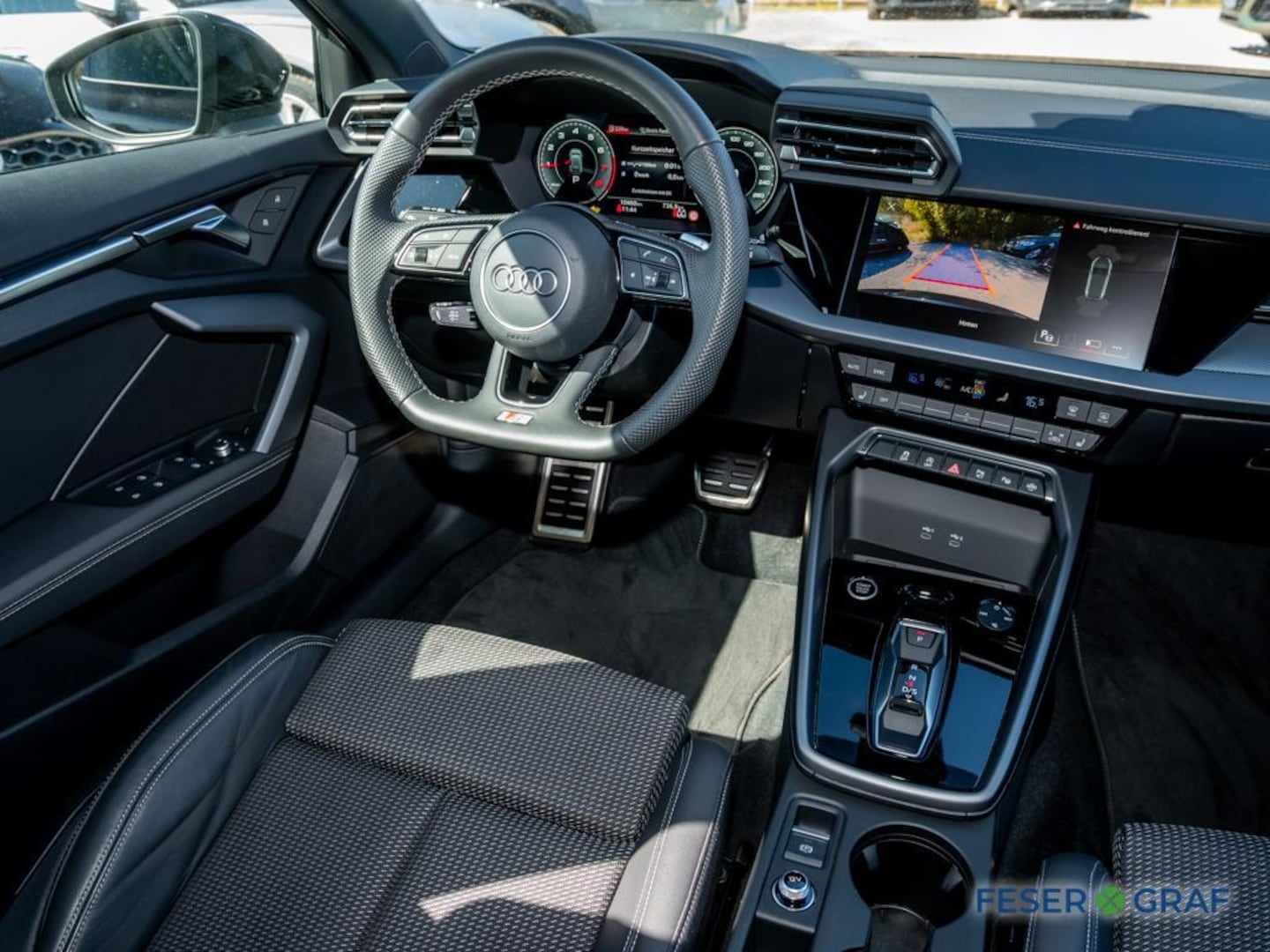 Bild über Audi A3 Sportback S line 35 TFSI S tronic - für weitere Informationen kontaktieren Sie den Audi Partner