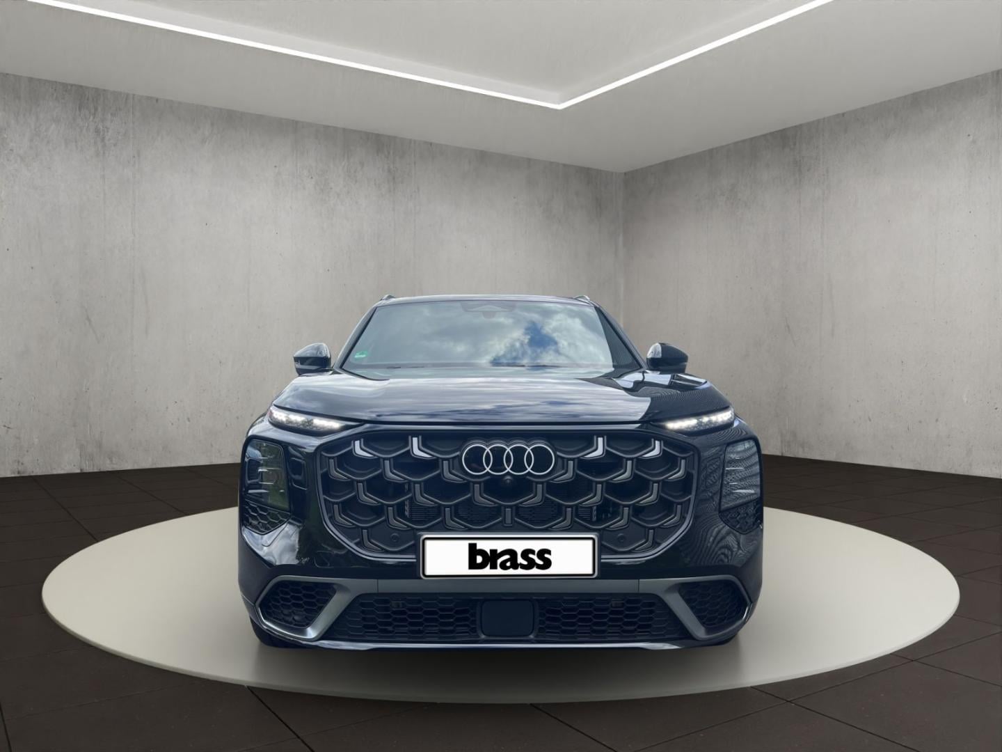 Bild über Audi Q7 SUV TDI quattro 220 kW tiptronic - für weitere Informationen kontaktieren Sie den Audi Partner