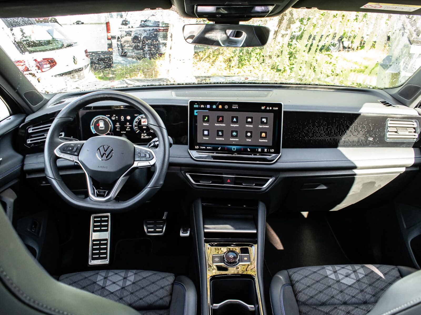 Volkswagen Tiguan – Bild 12