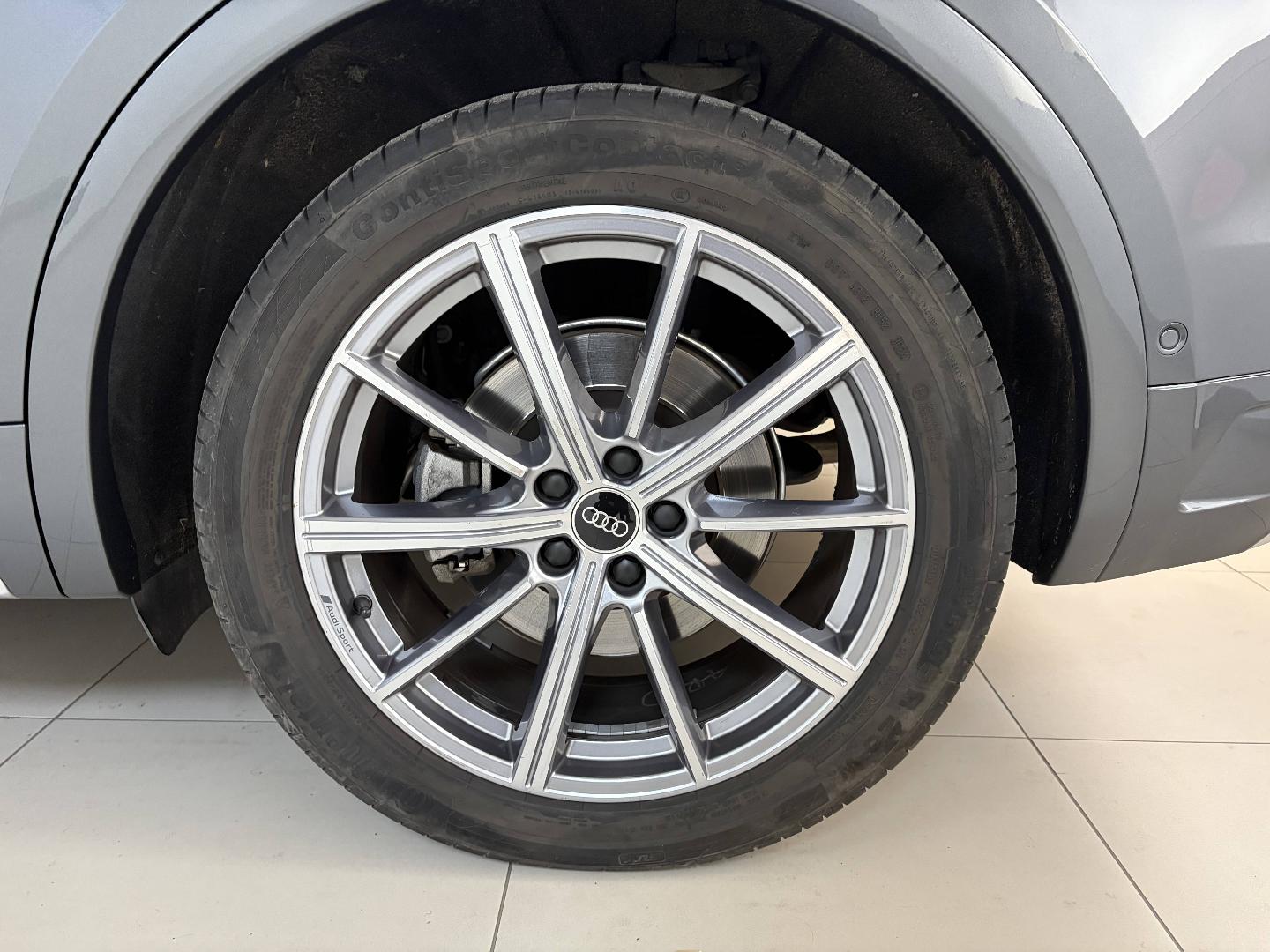 Image about Audi Q5 TFSI e S line 55 TFSI e quattro 270 kW (367 ch) S tronic