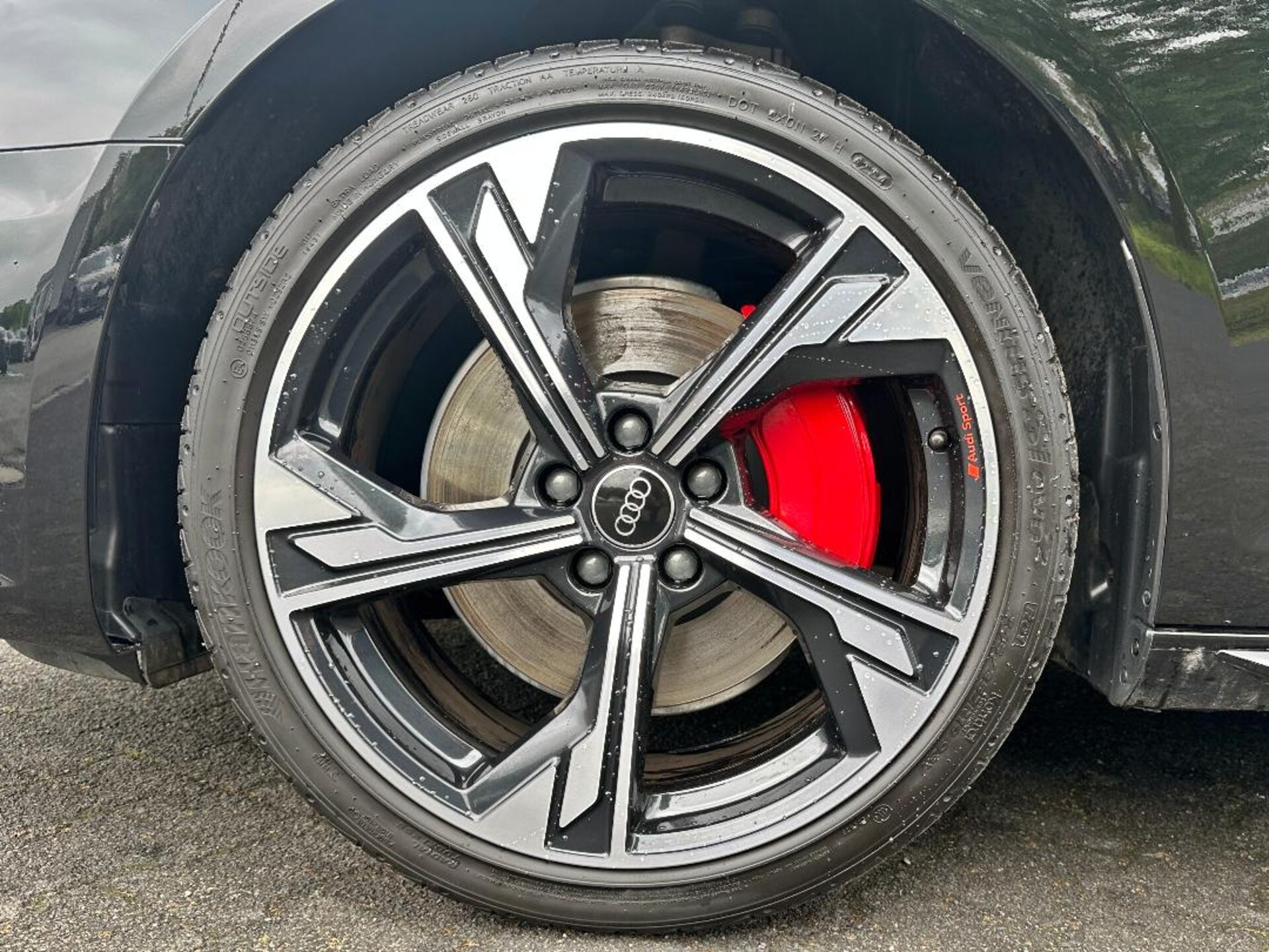 Audi A4 Avant S line
