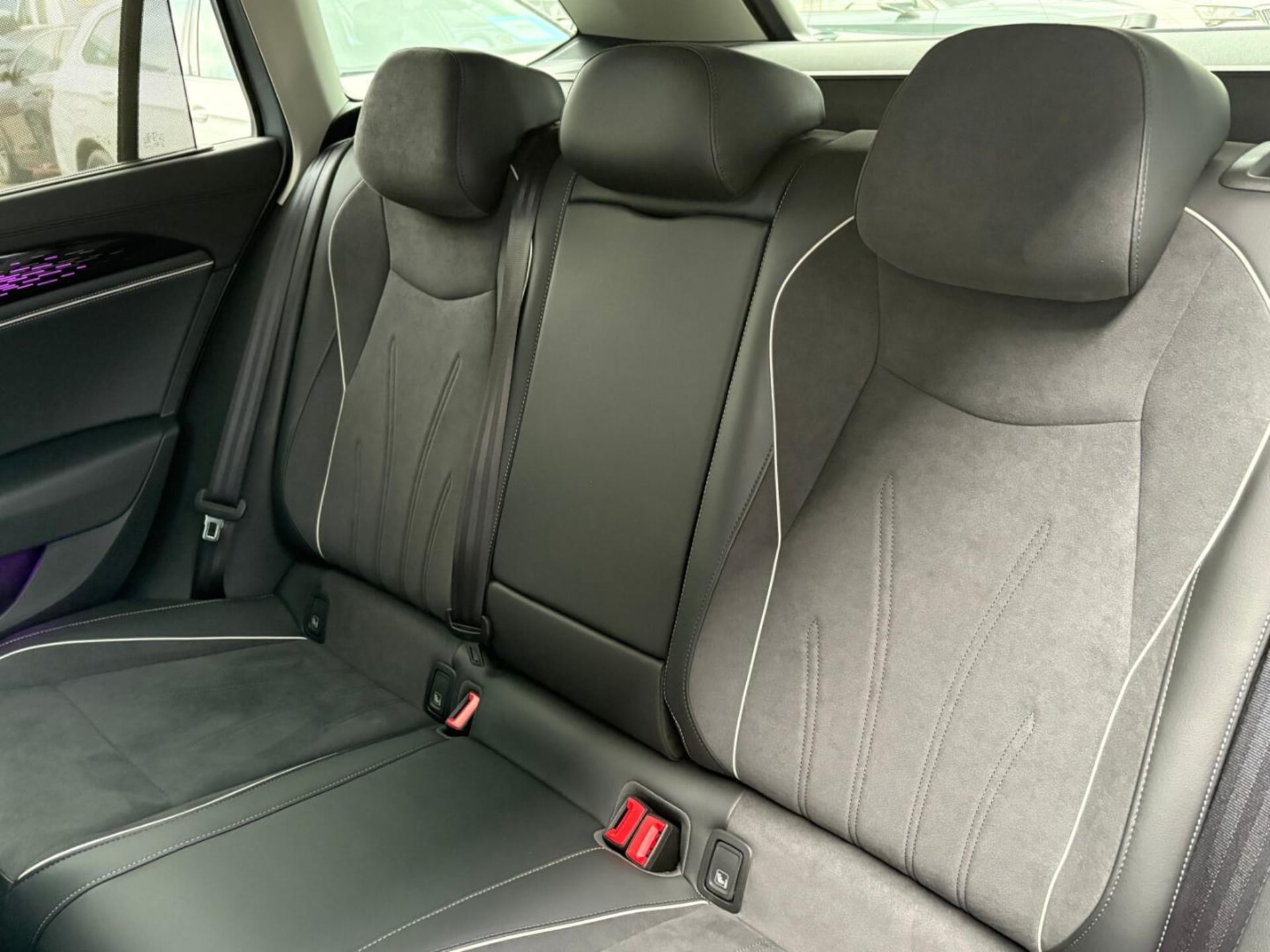 Volkswagen Passat Elegance