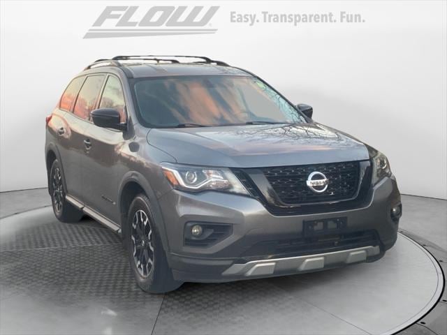 2020 Nissan Pathfinder SV
