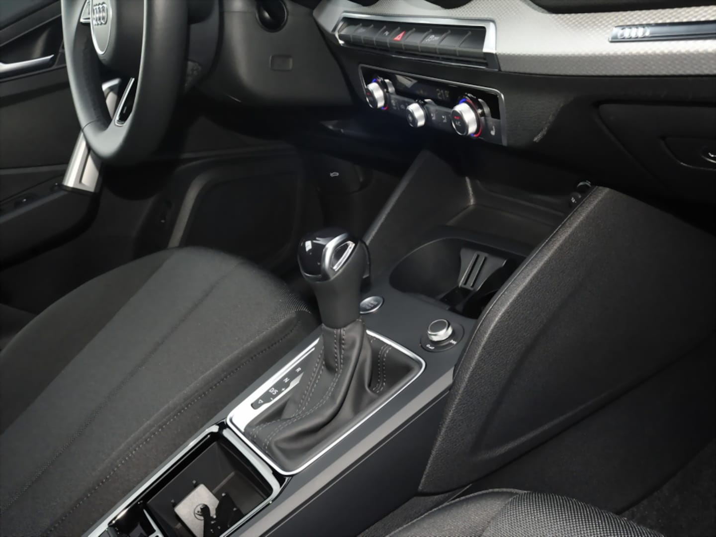 Bild über Audi Q2 advanced 35 TDI S tronic - für weitere Informationen kontaktieren Sie den Audi Partner
