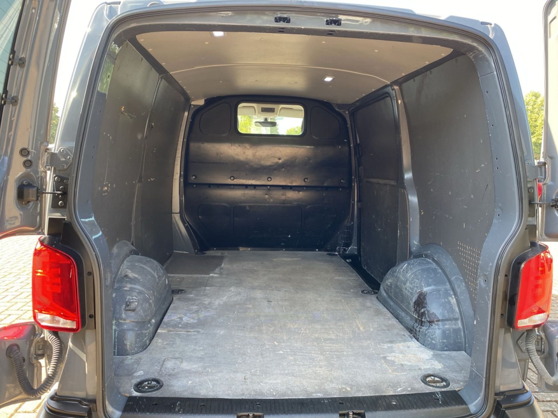 Volkswagen T6.1 Transporter Kasten kurzer Radstand