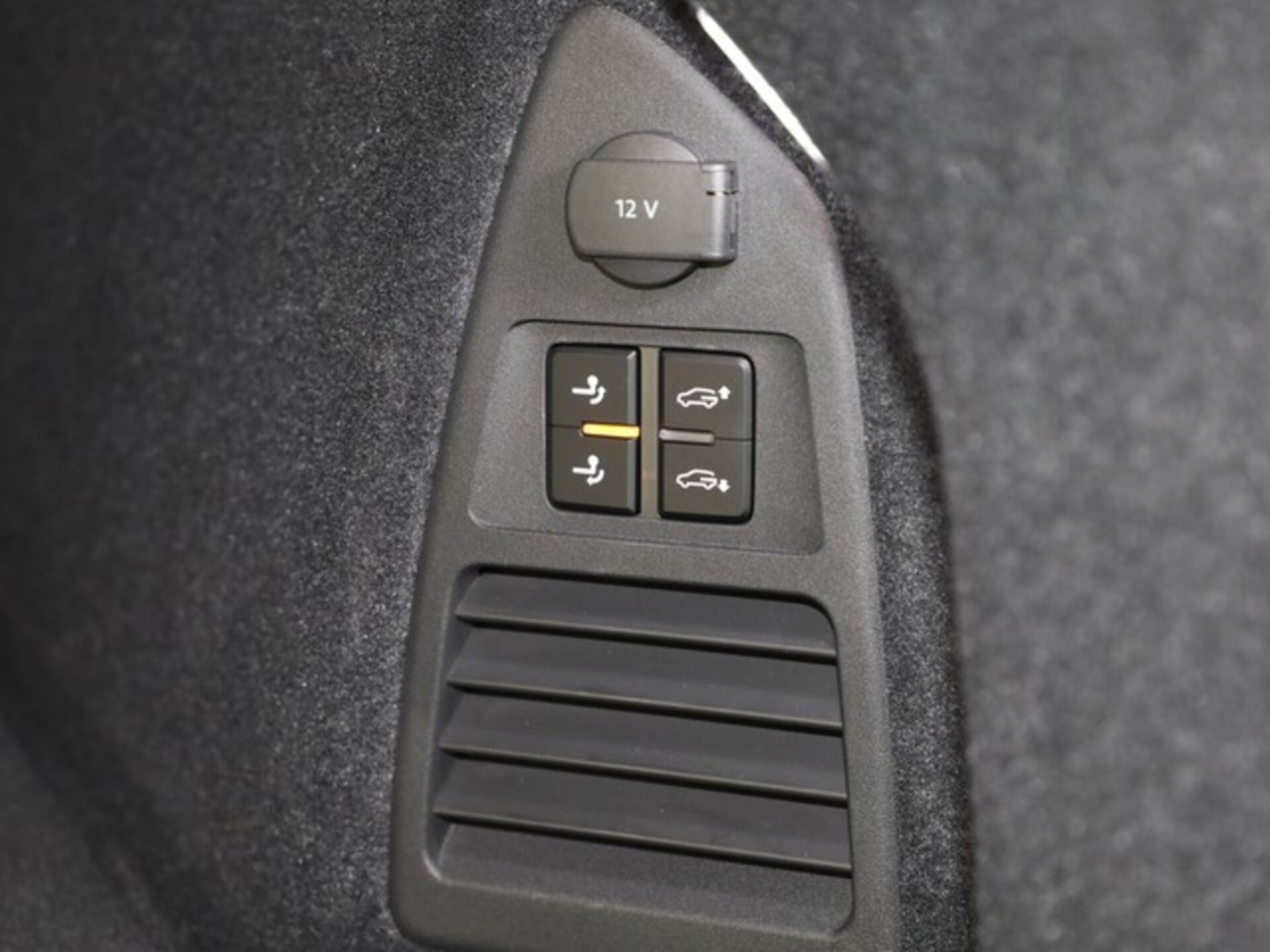 Volkswagen Touareg R