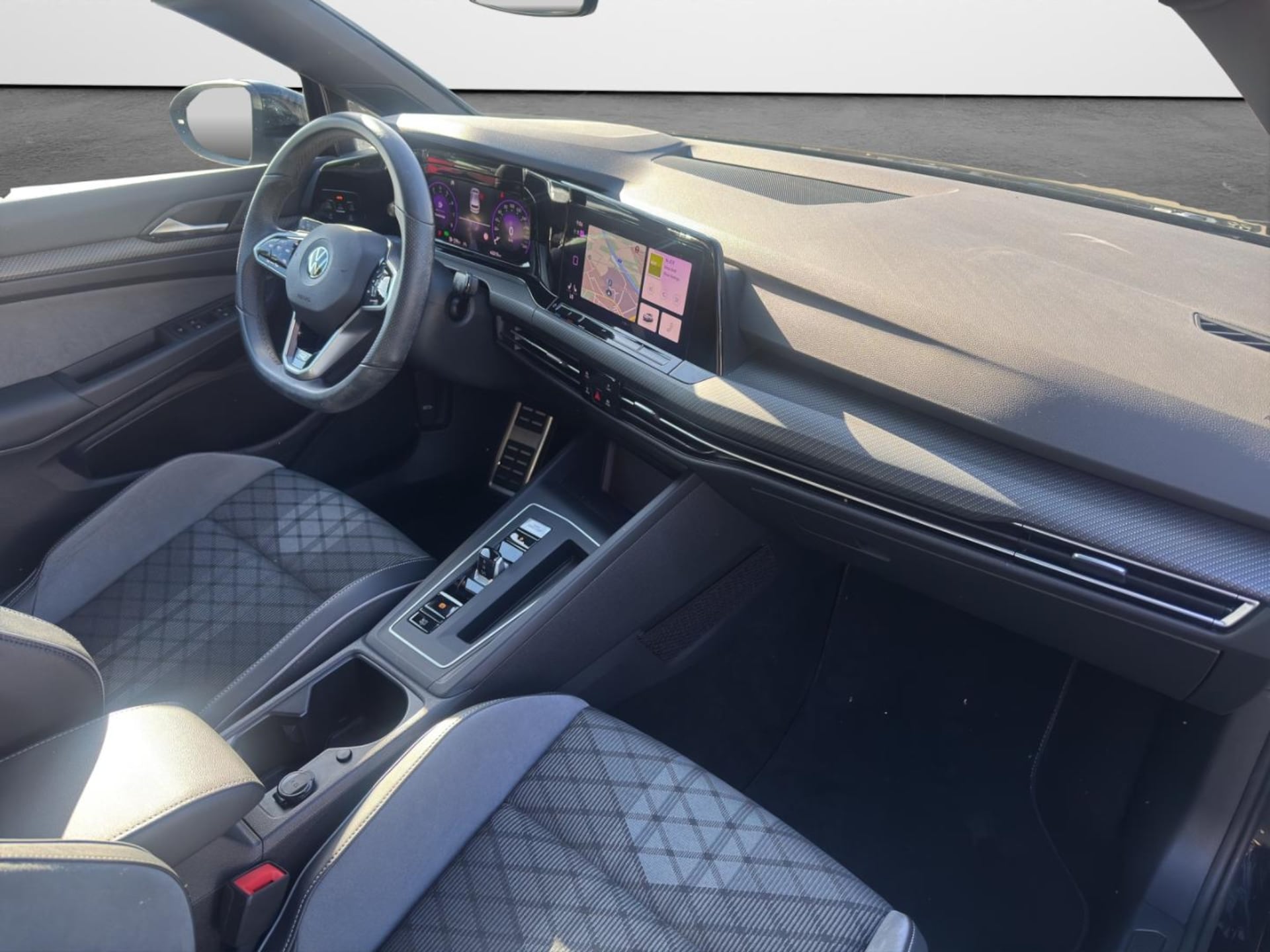 Volkswagen Golf R-Line